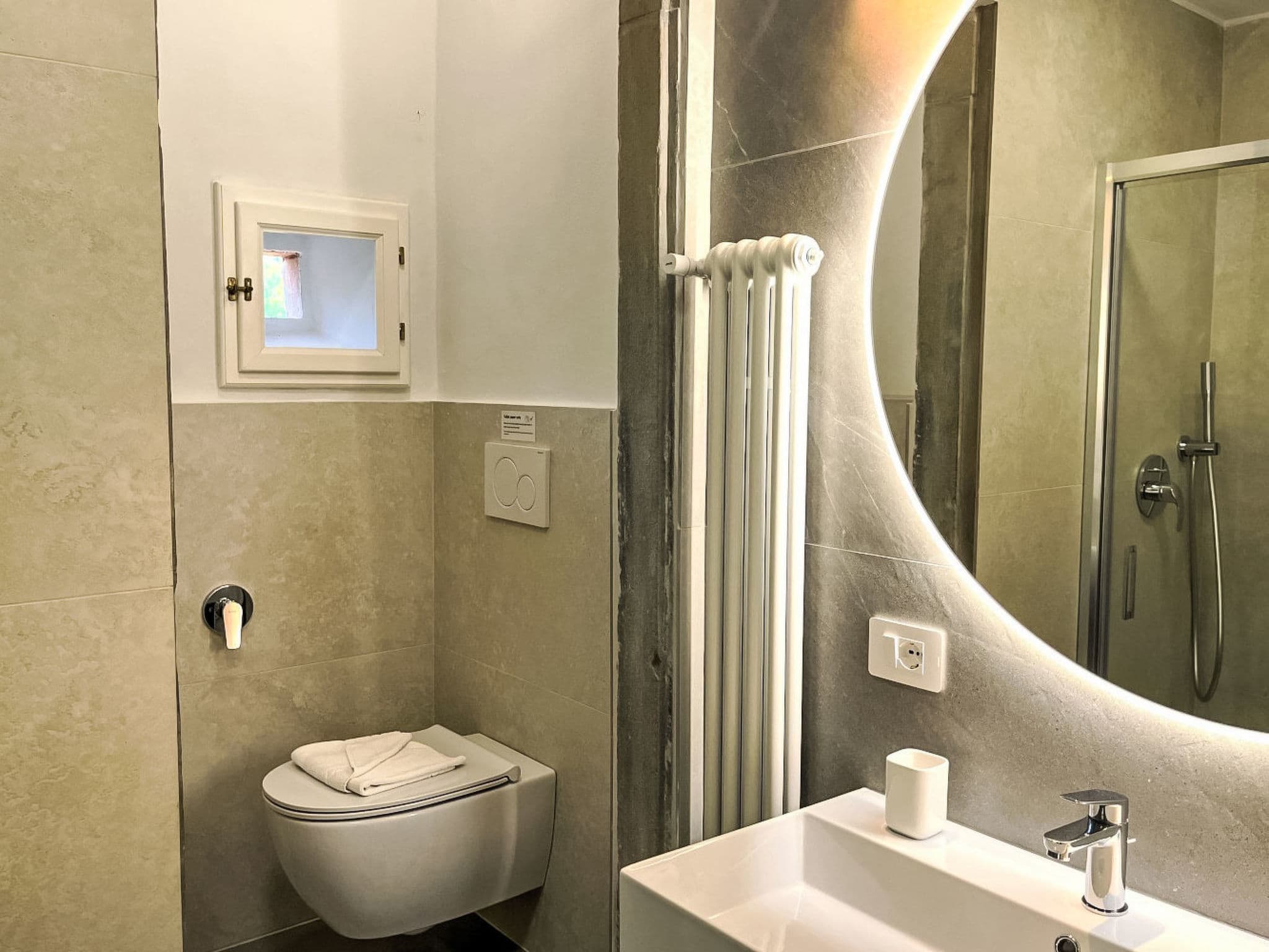 Bathroom / Wellness