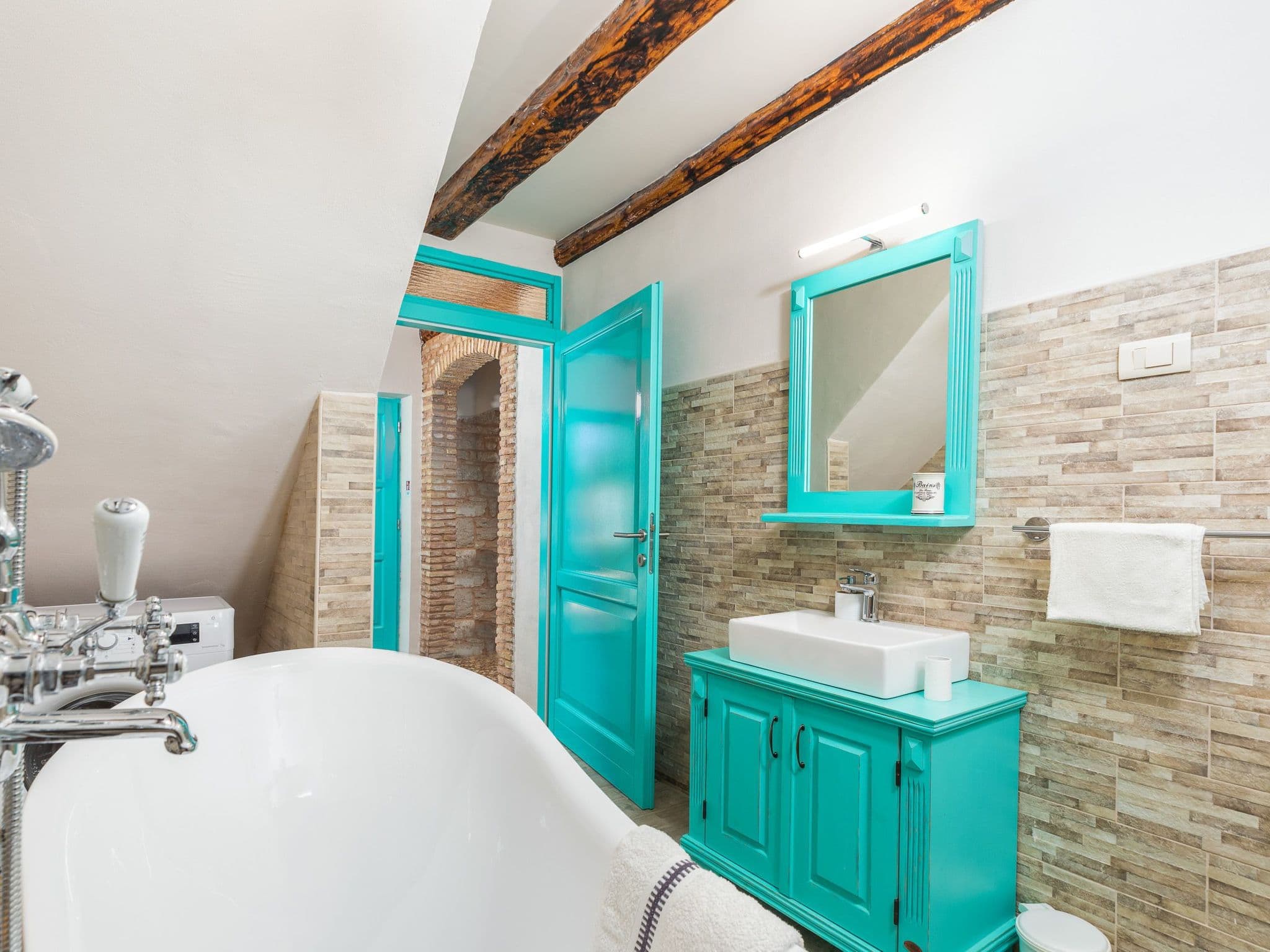 Bathroom / Wellness