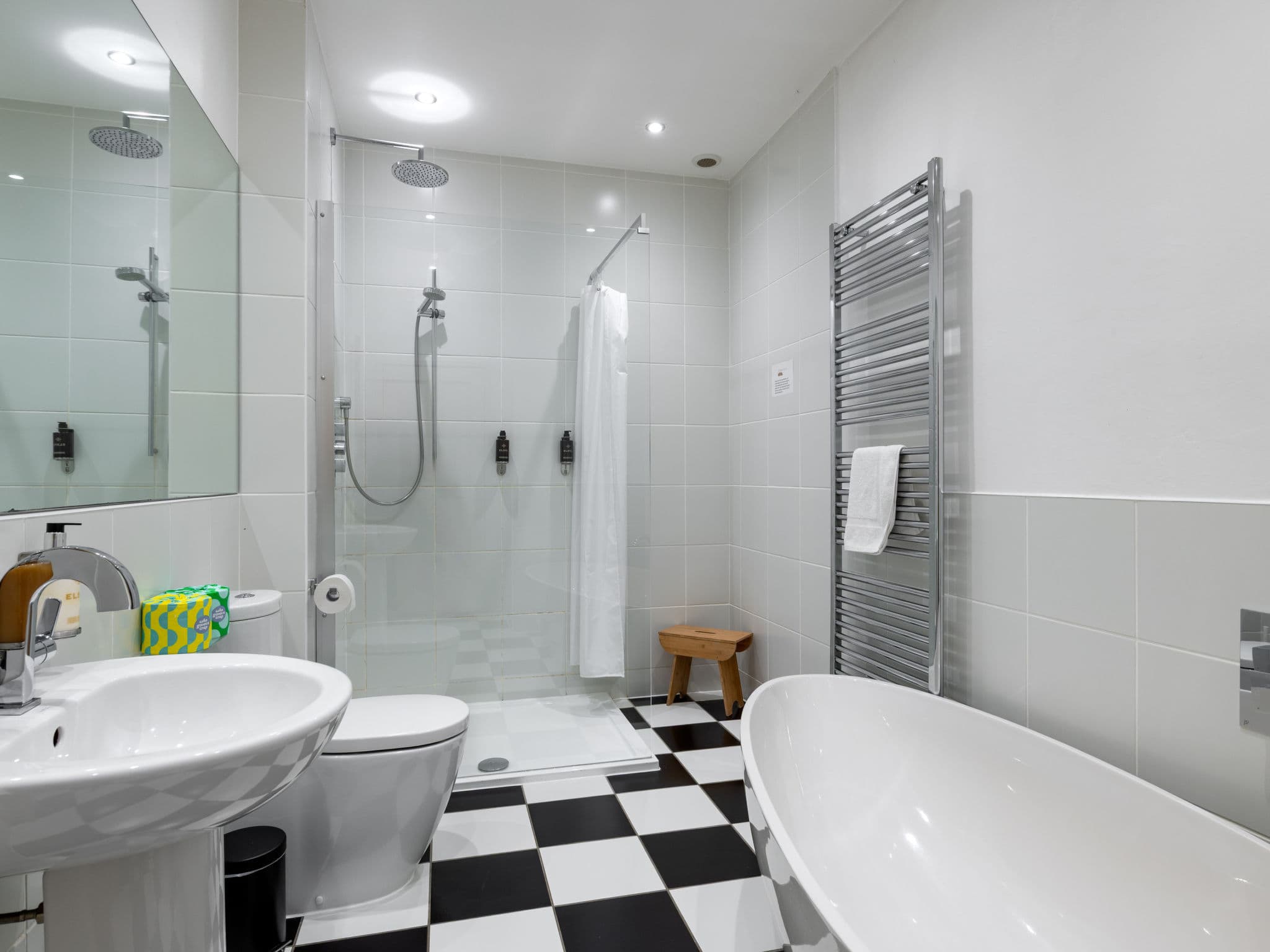 Bathroom / Wellness