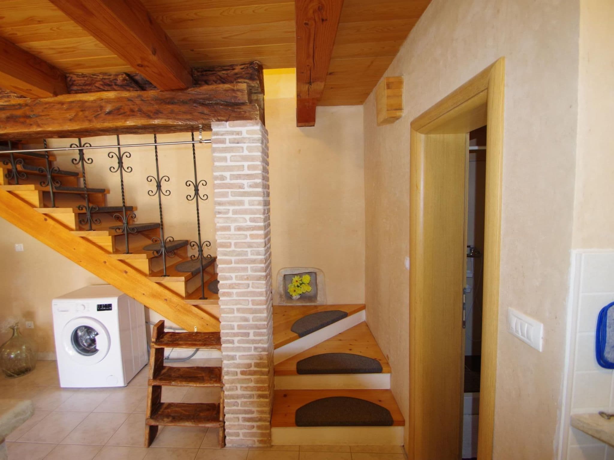 Gallery Image 12