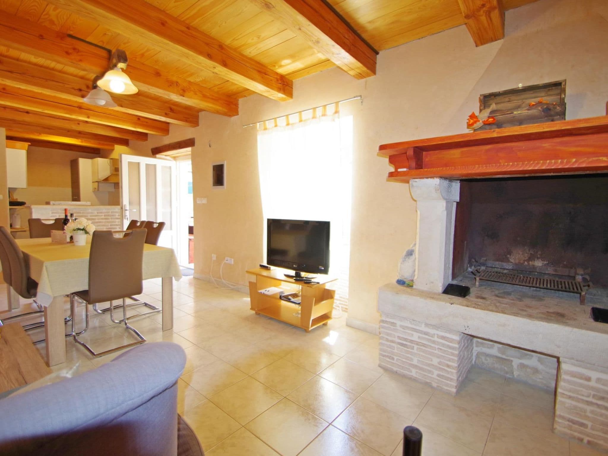 Gallery Image 19
