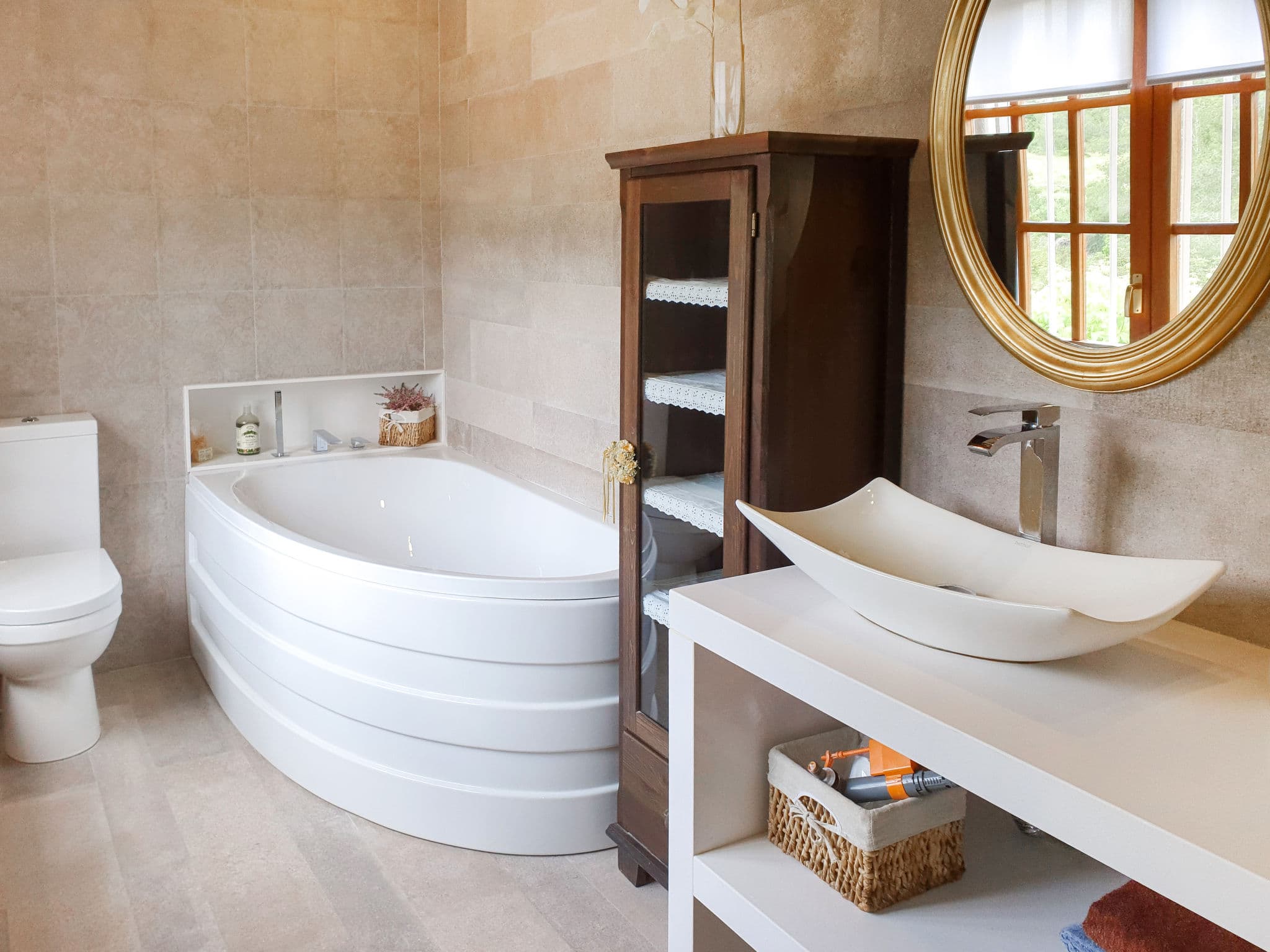 Bathroom / Wellness