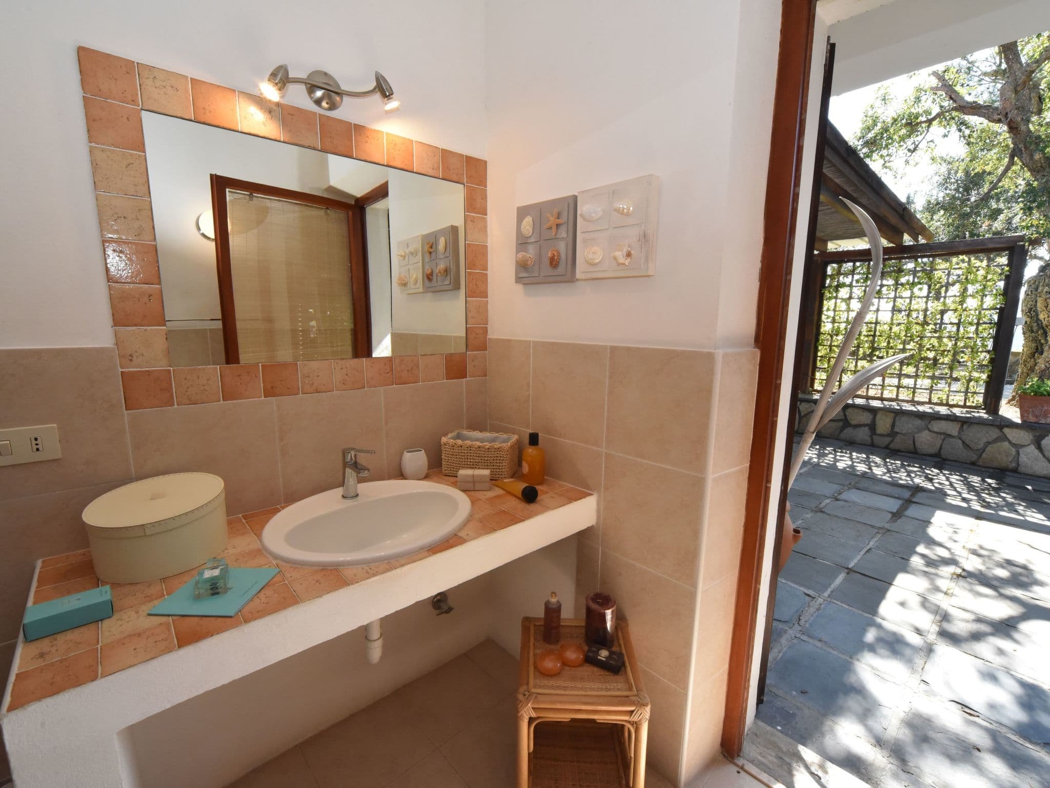 Bathroom / Wellness