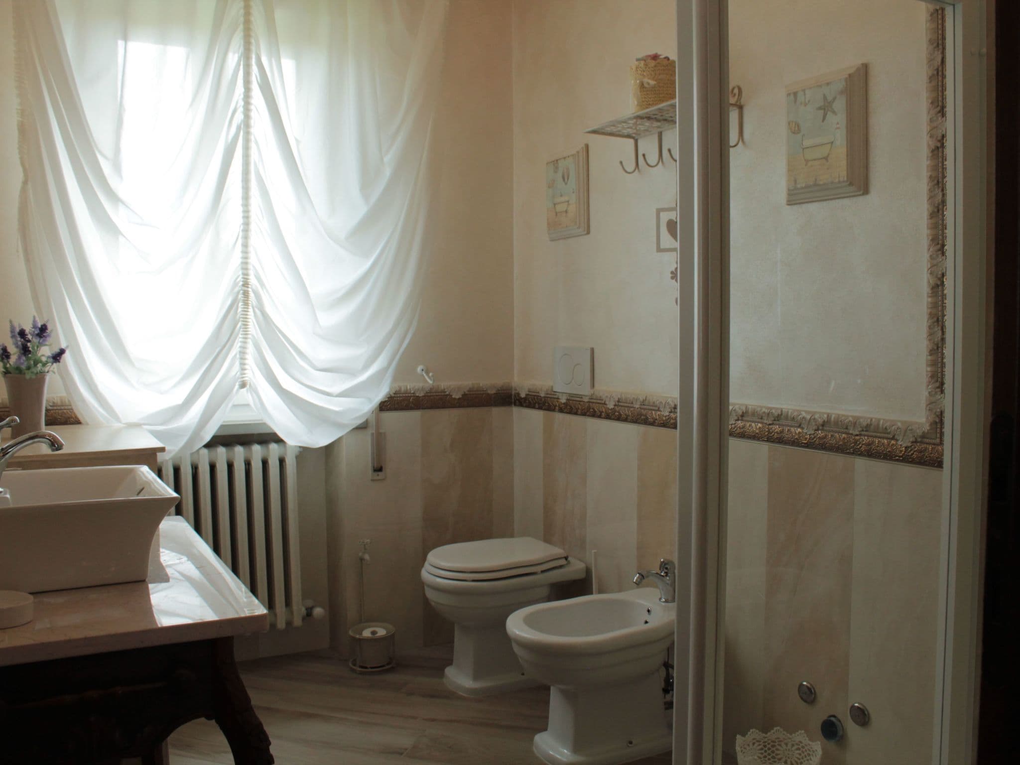 Bathroom / Wellness
