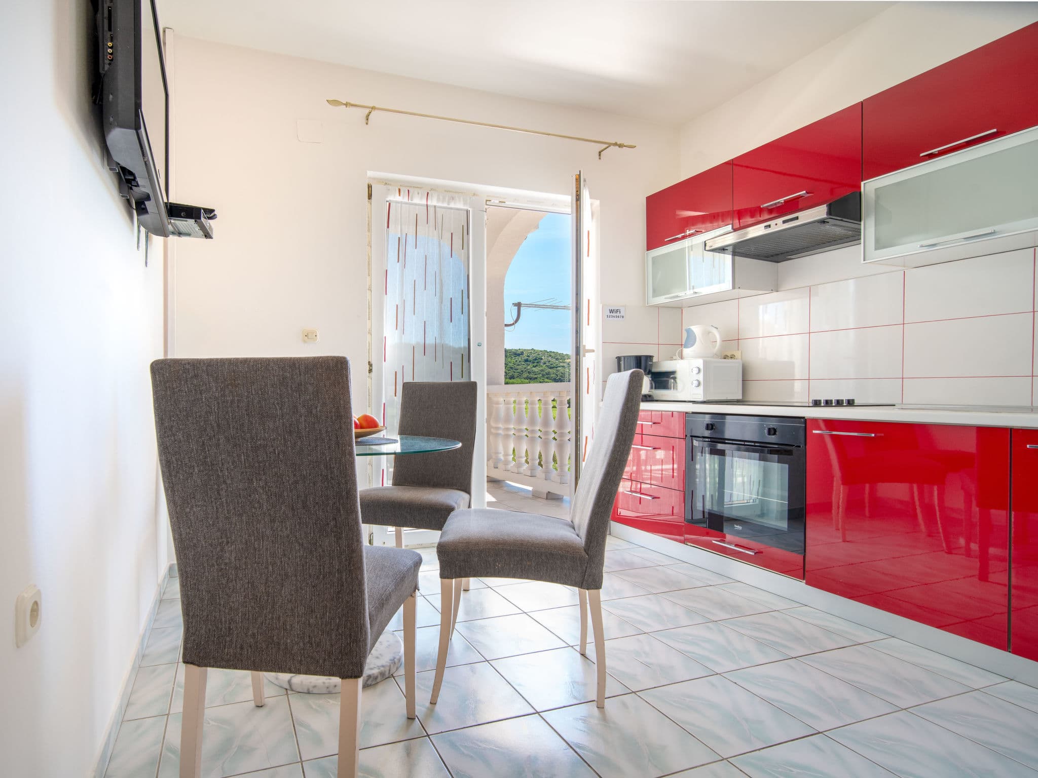 Kitchen / Dining Room