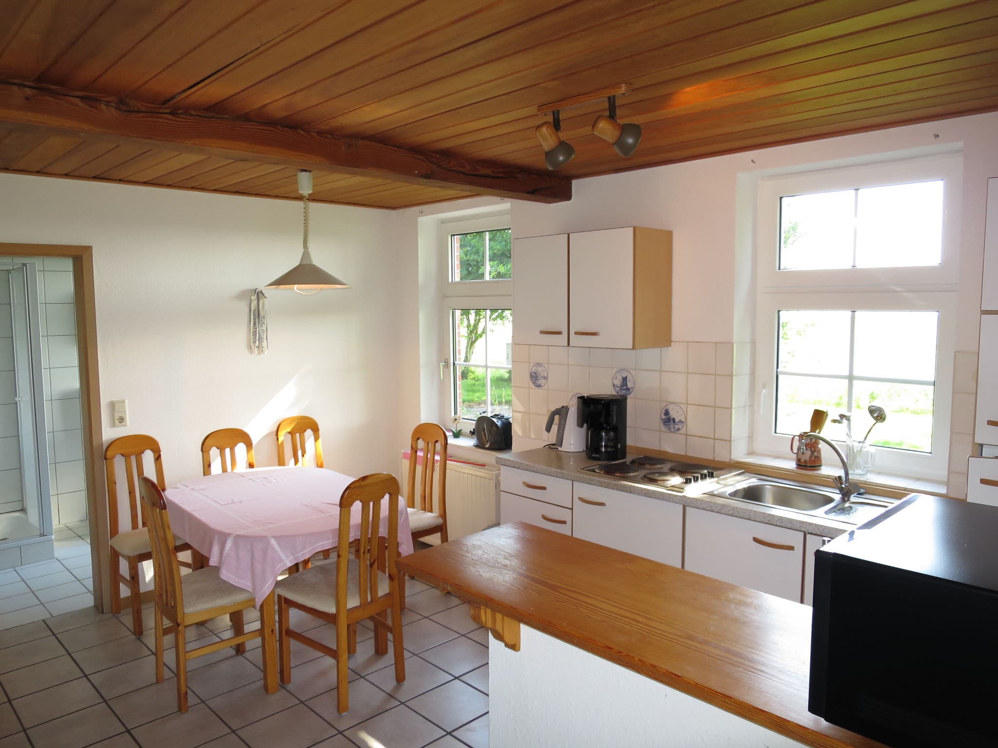 Kitchen / Dining Room