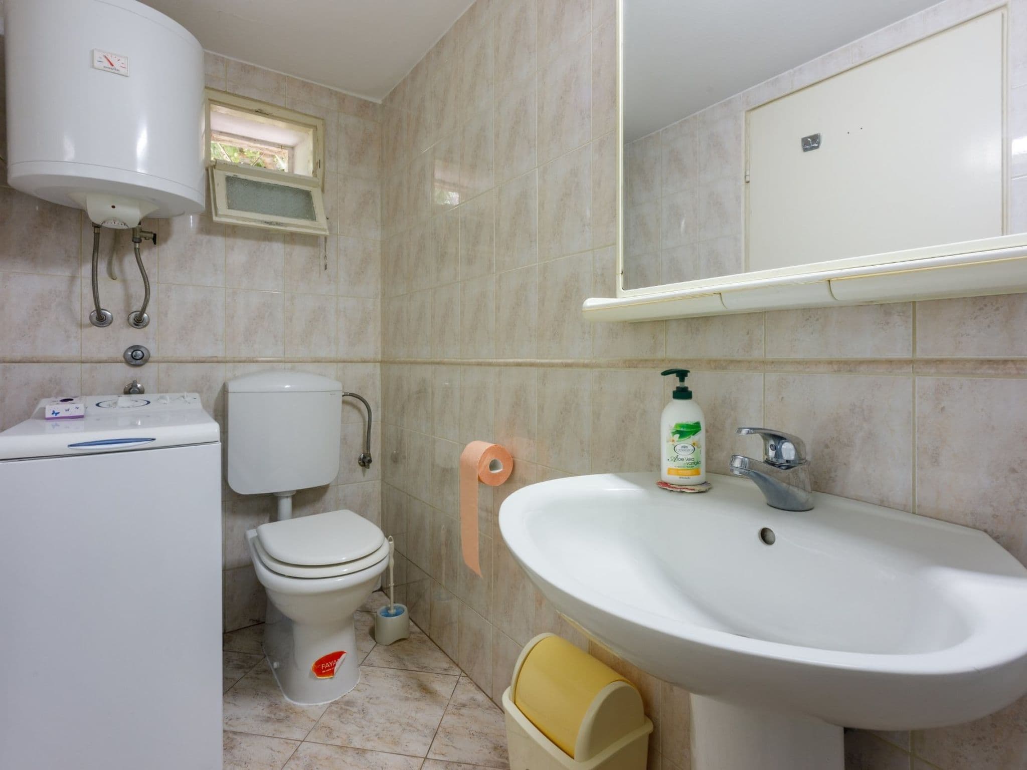 Bathroom / Wellness