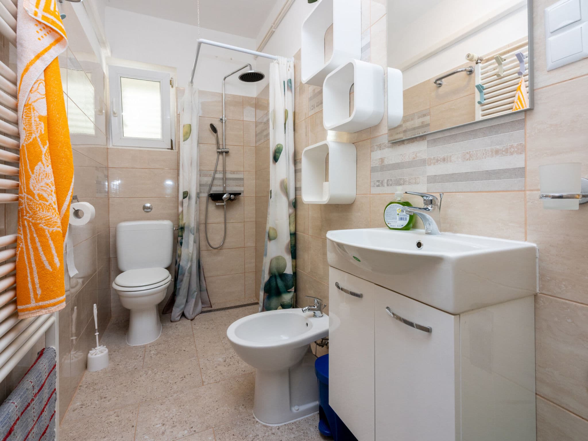 Bathroom / Wellness