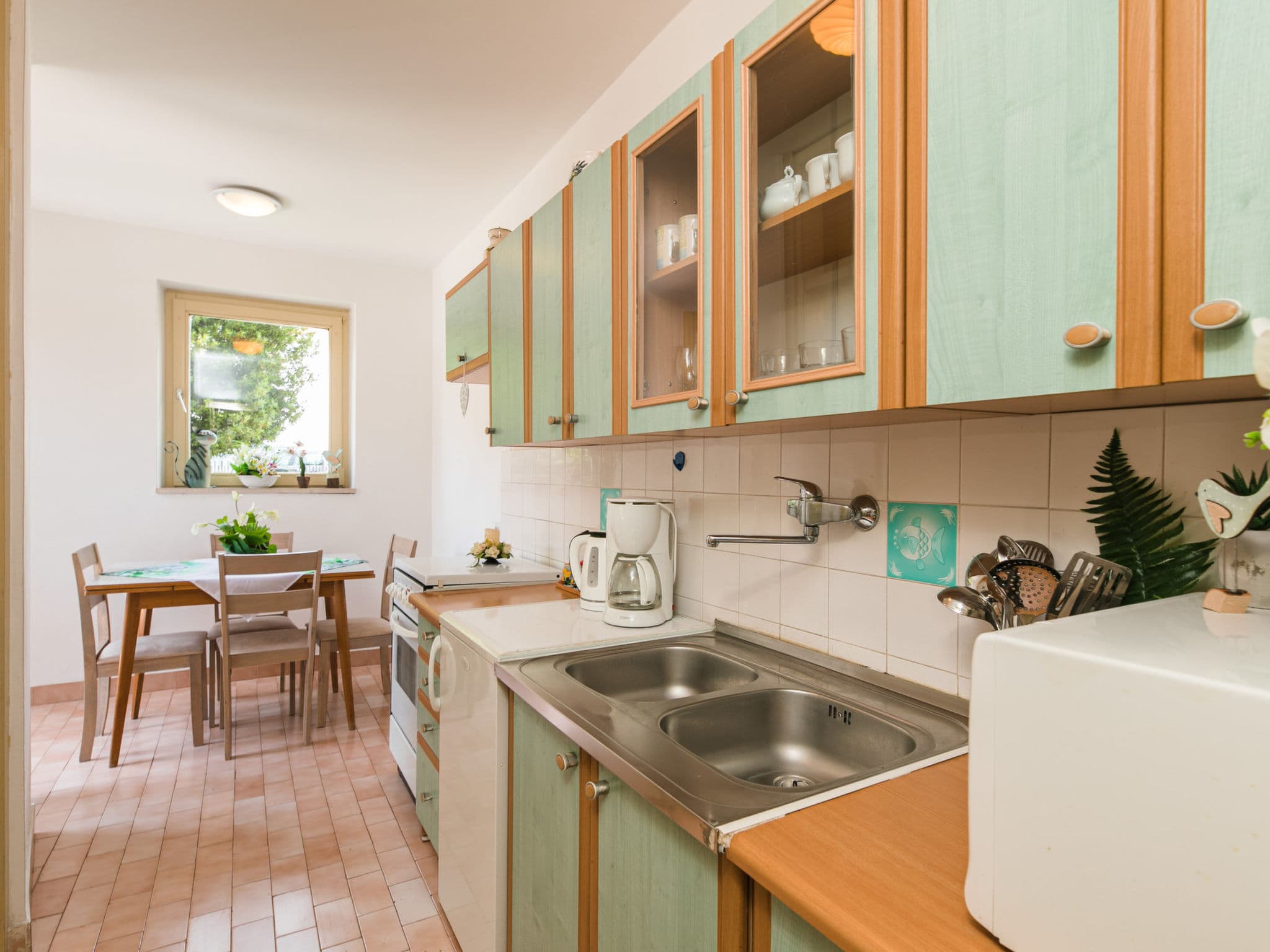 Kitchen / Dining Room