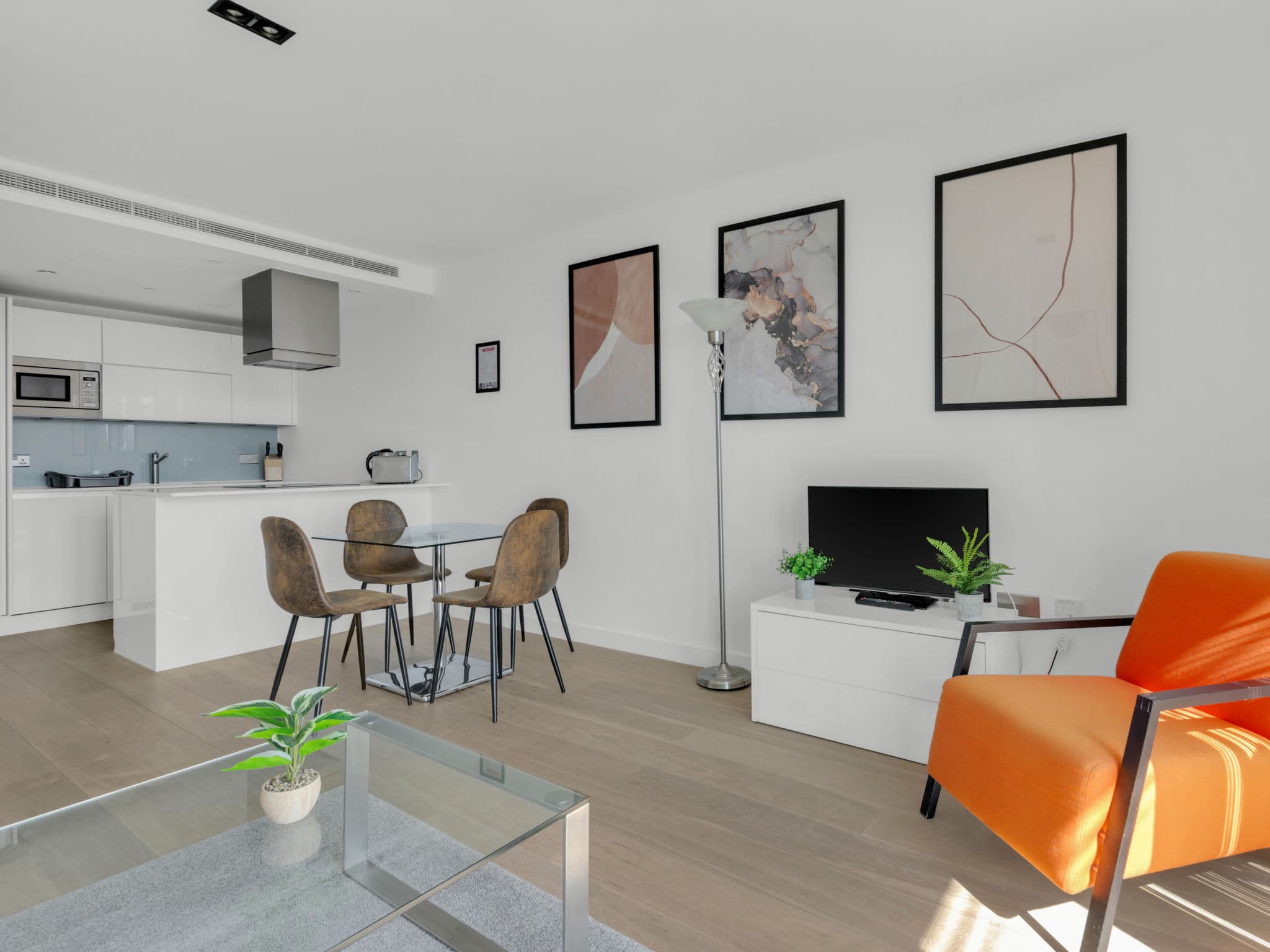 Kitchen / Dining Room