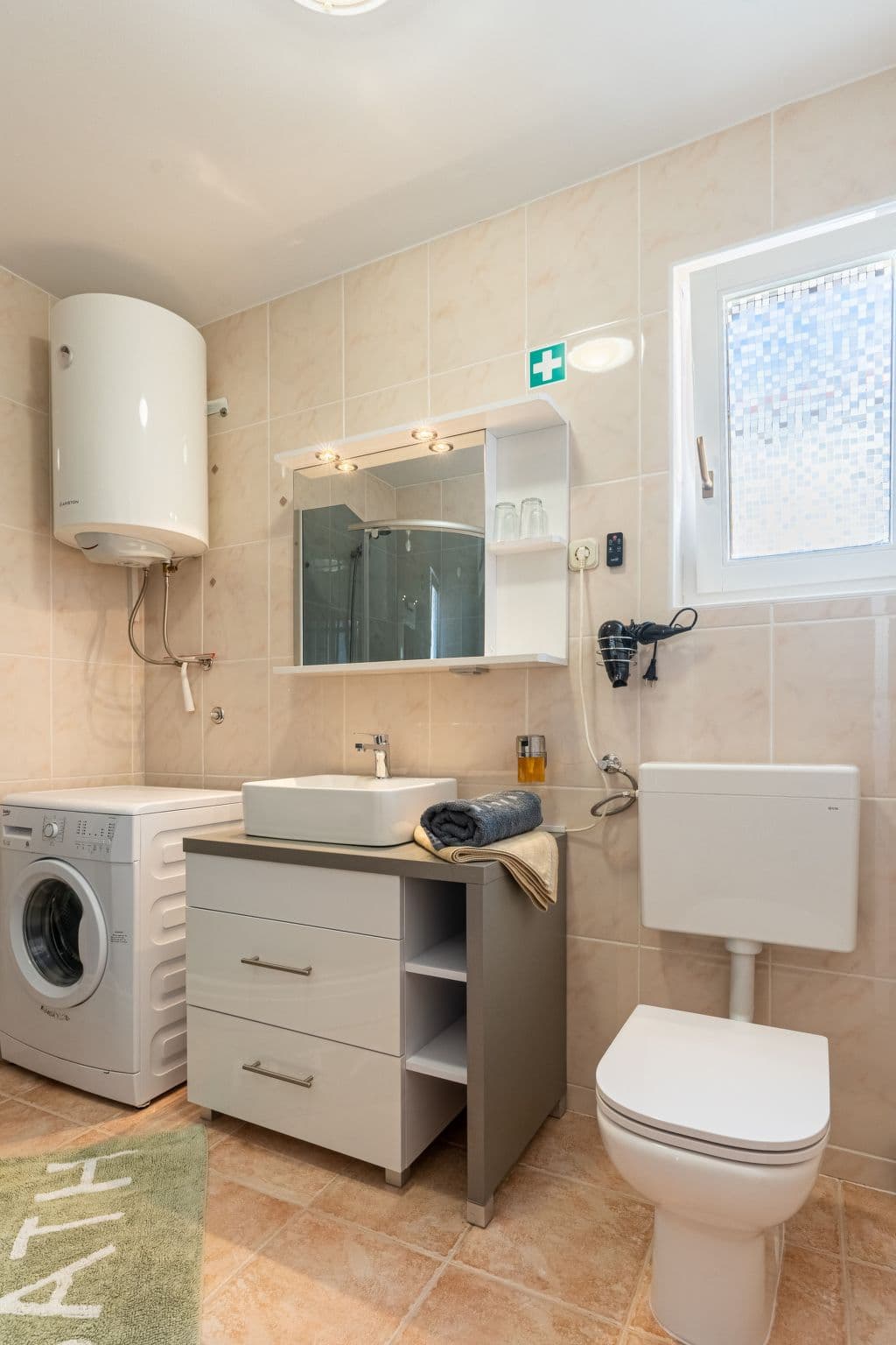 Bathroom / Wellness
