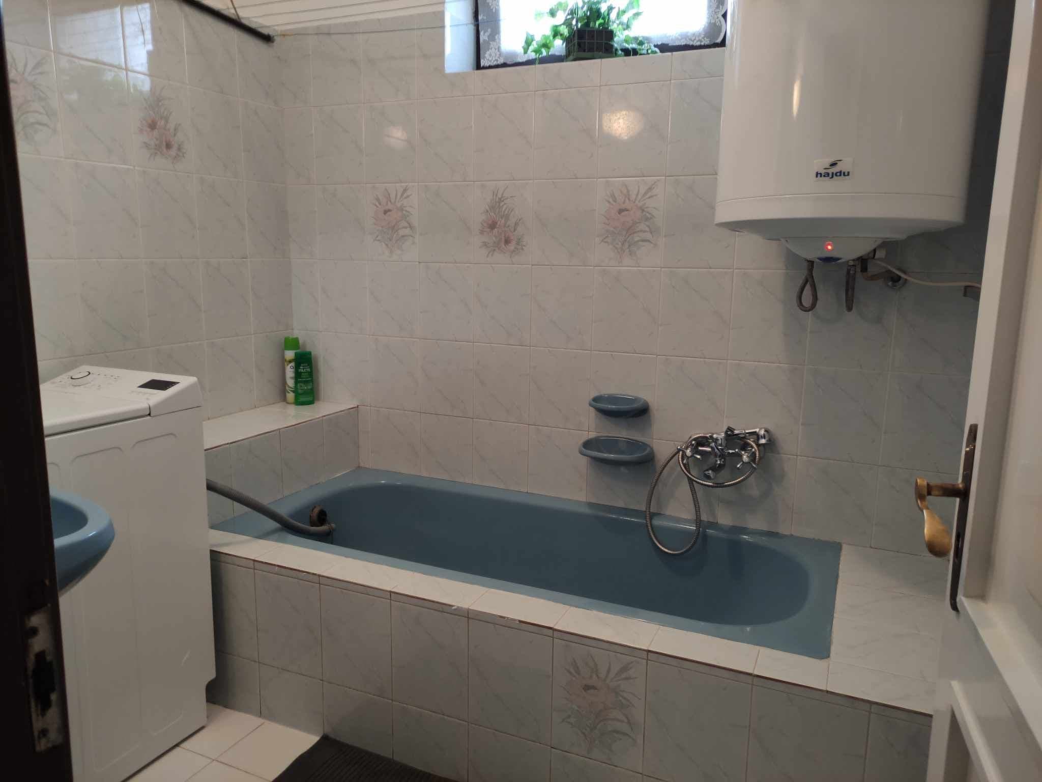 Gallery Image 41