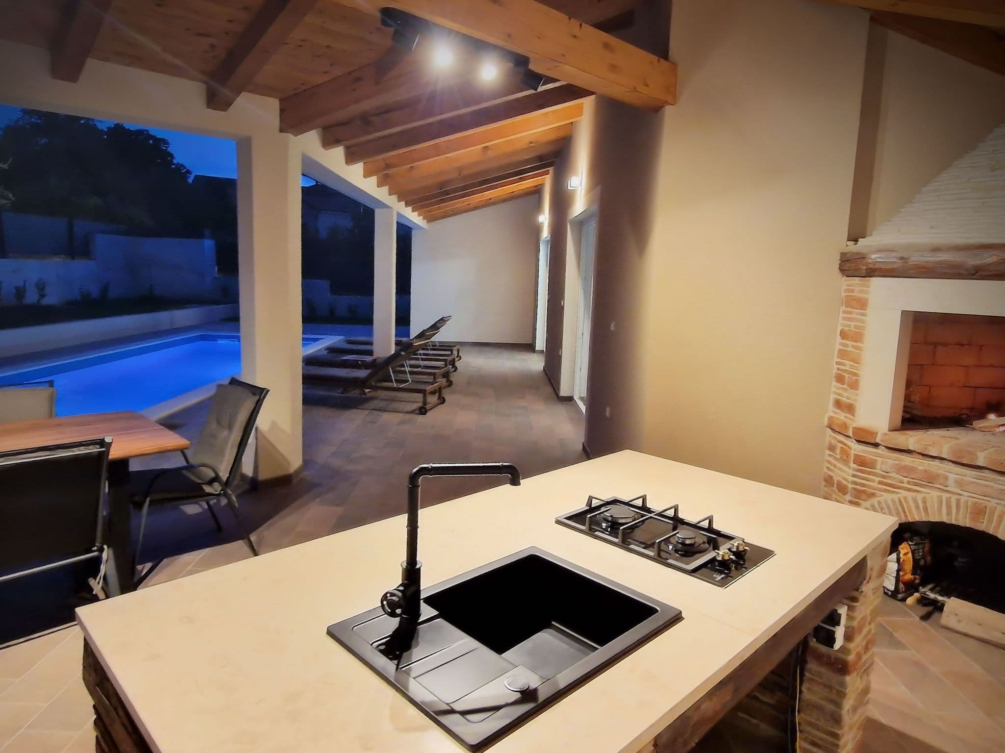 Kitchen / Dining Room