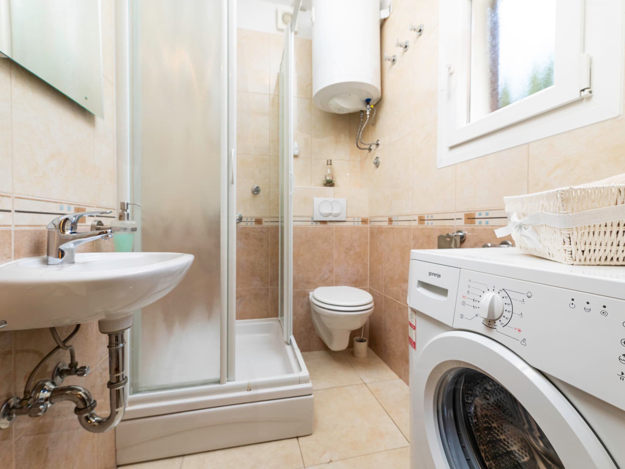 Bathroom / Wellness