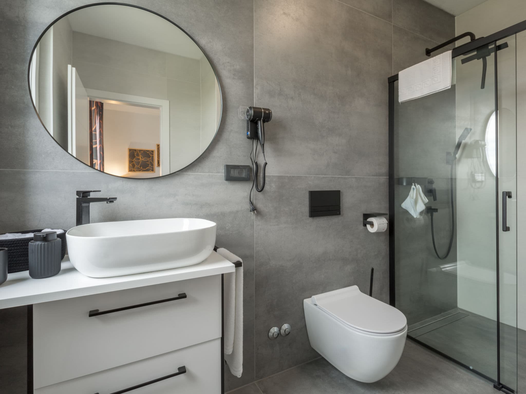 Bathroom / Wellness