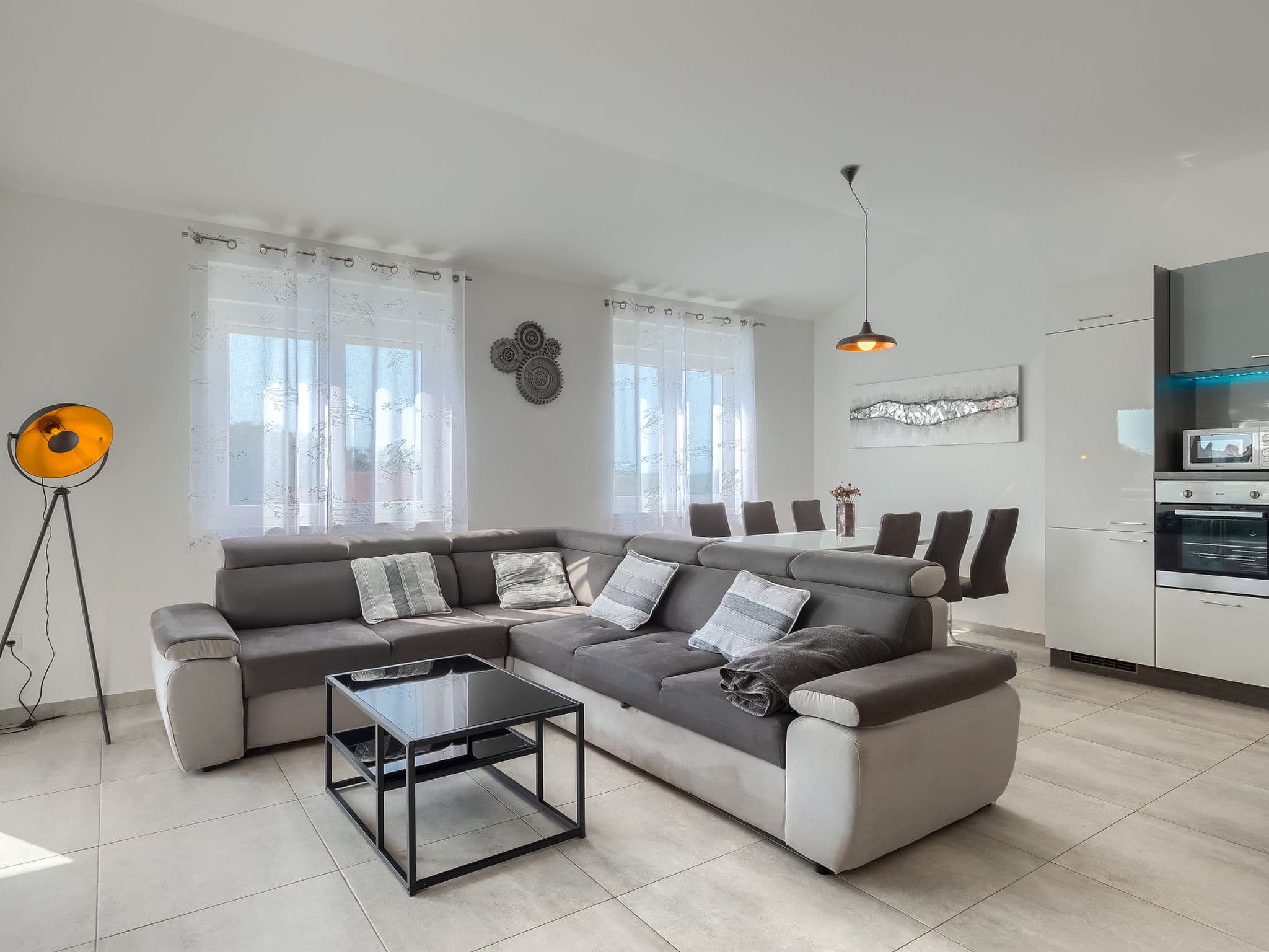 Kitchen / Dining Room
