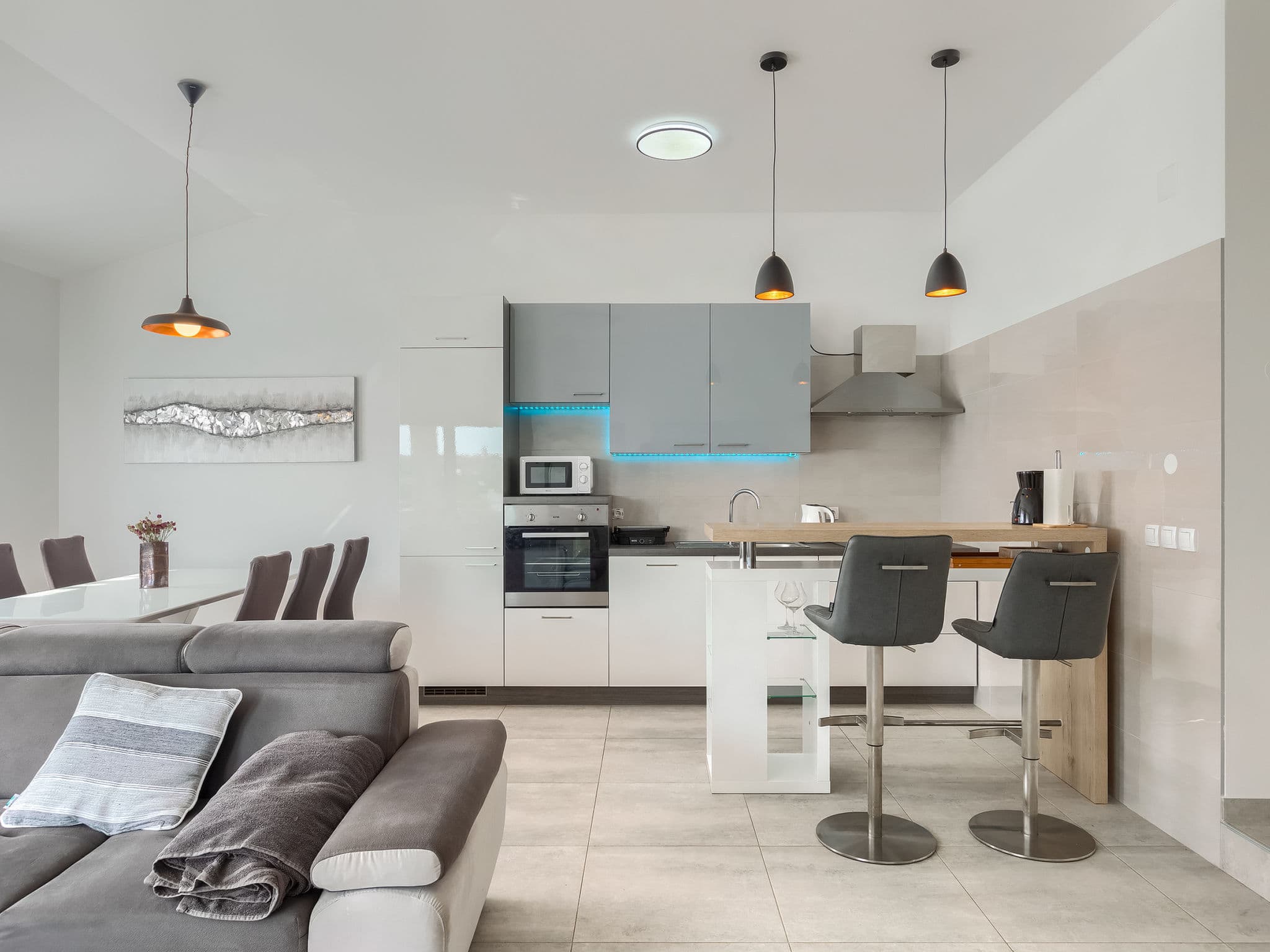 Kitchen / Dining Room