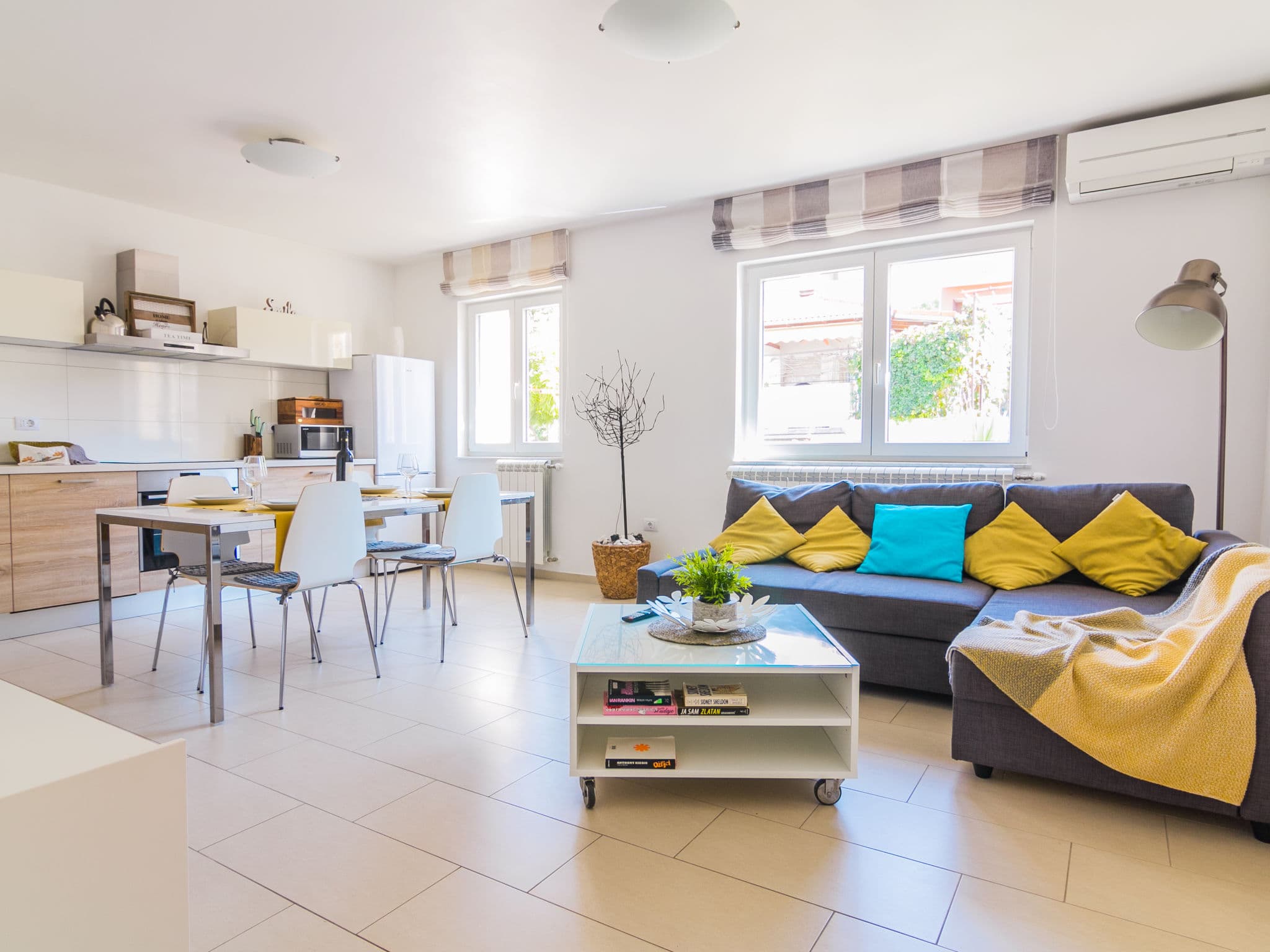 Kitchen / Dining Room