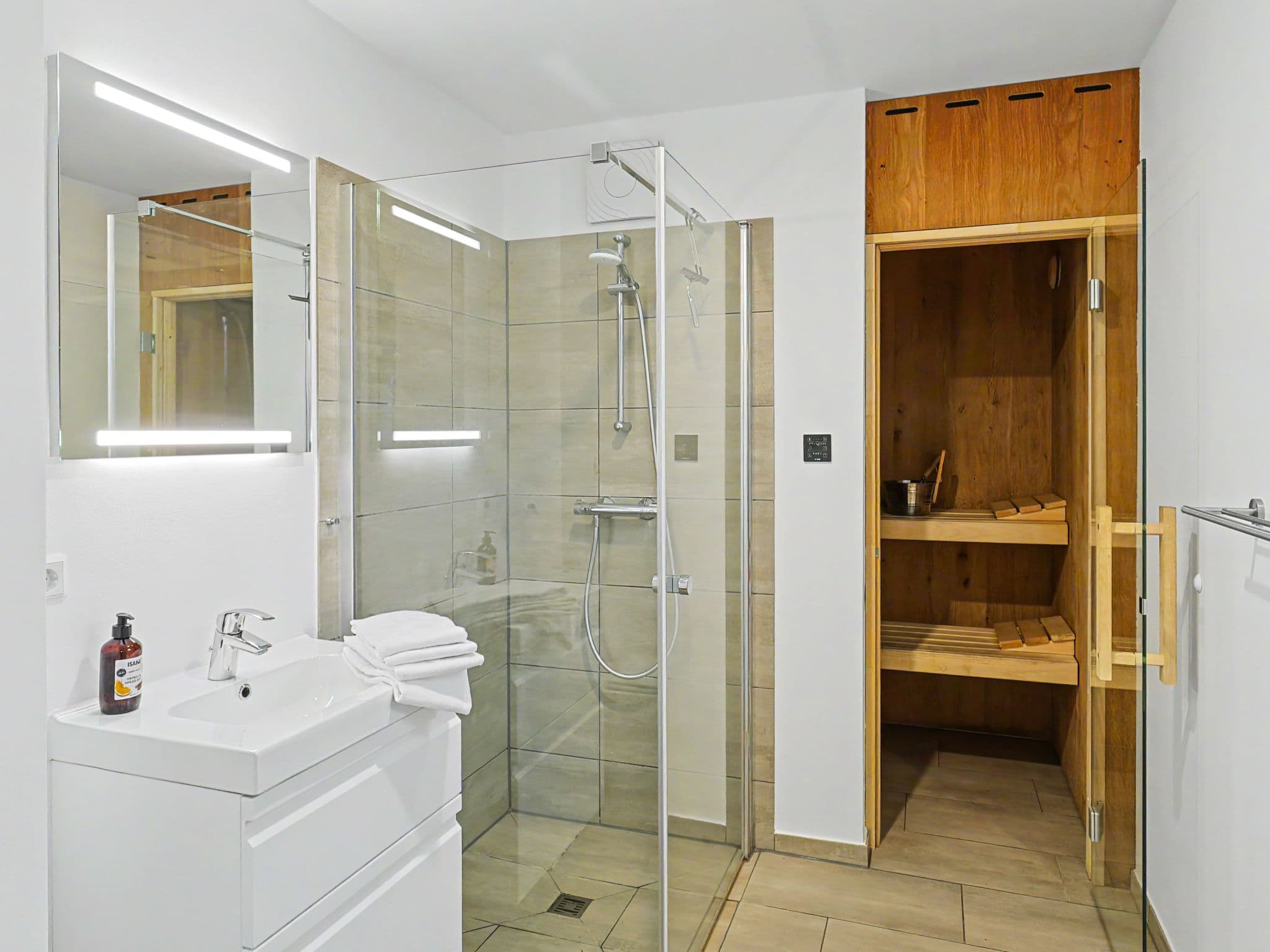 Bathroom / Wellness