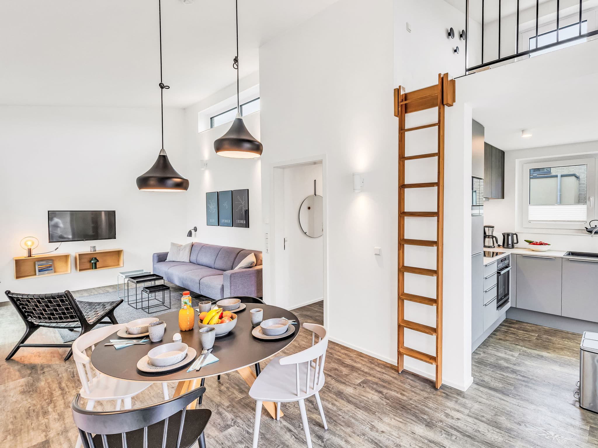Kitchen / Dining Room