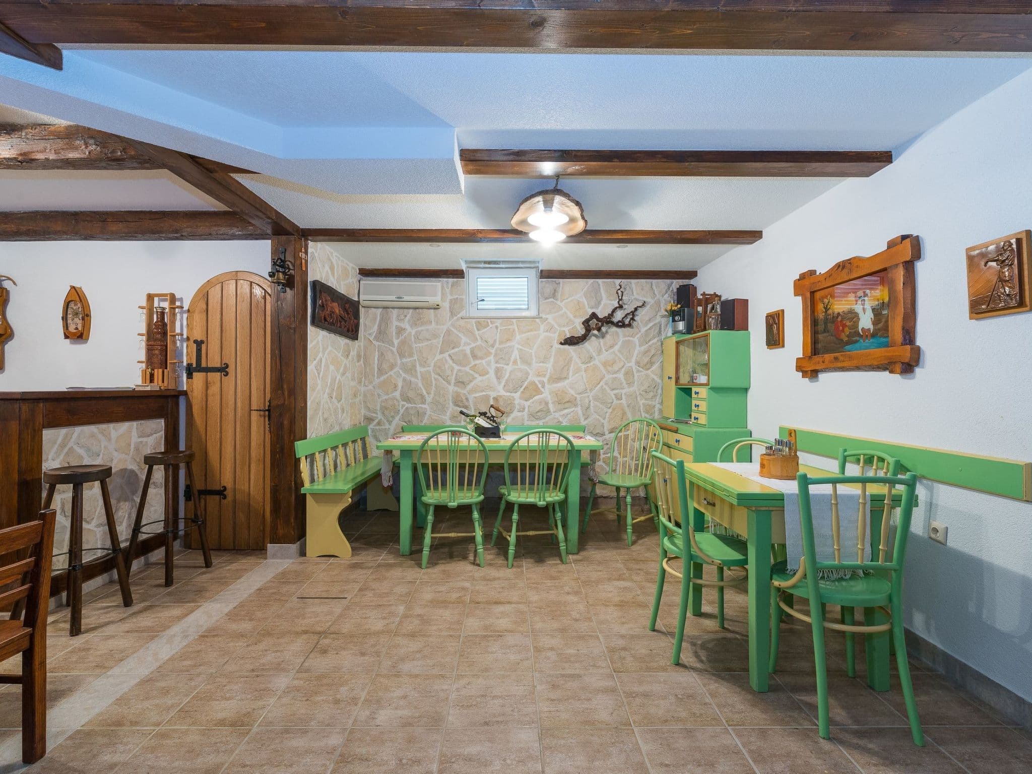 Kitchen / Dining Room