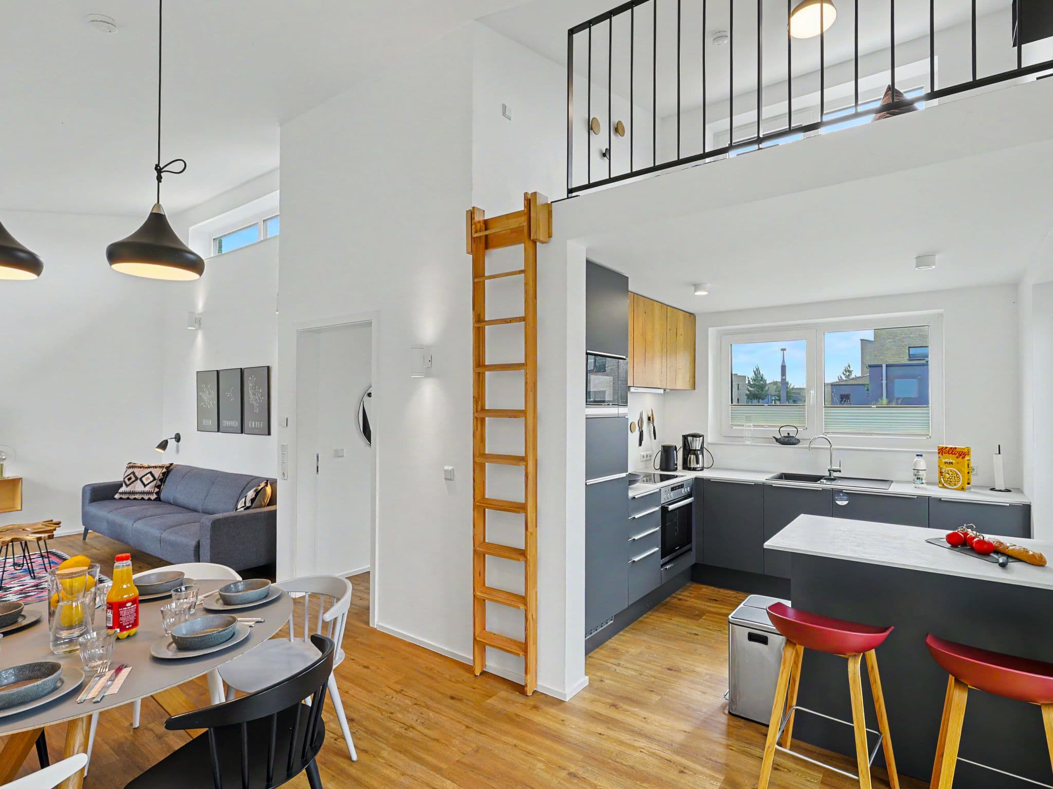 Kitchen / Dining Room
