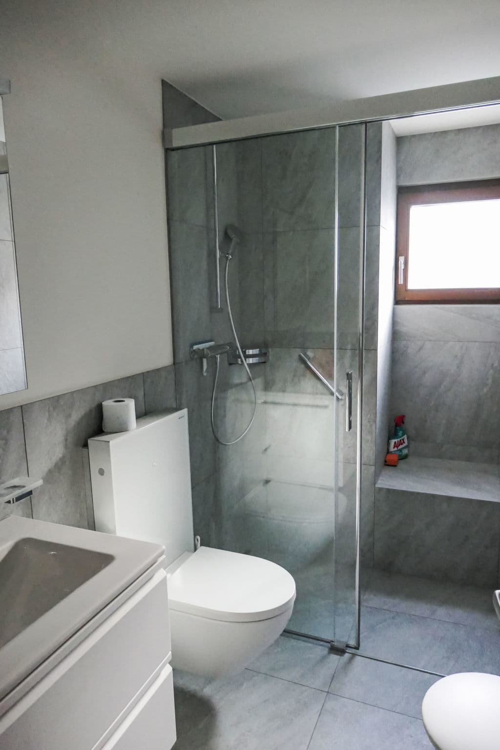 Bathroom / Wellness