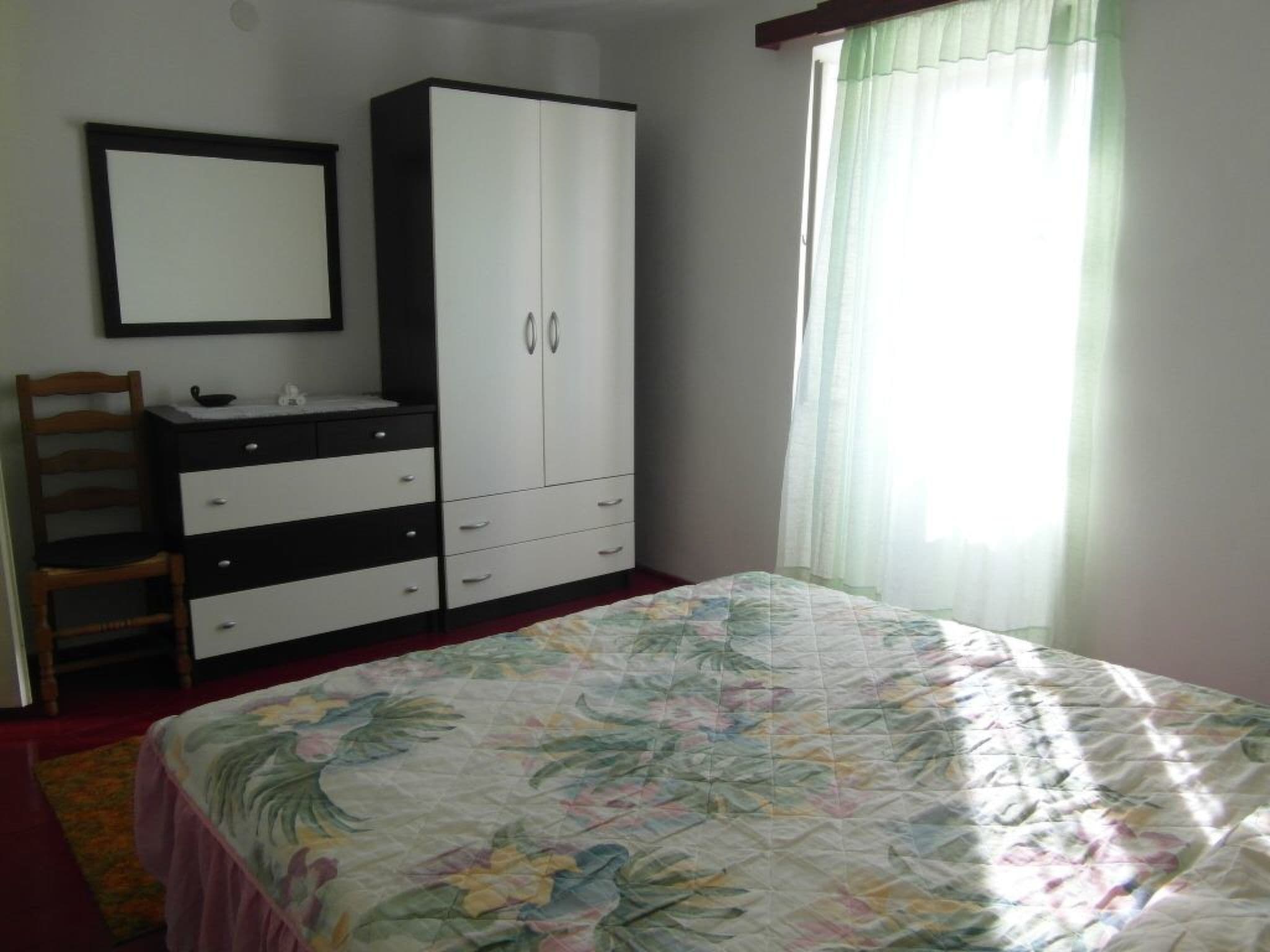 Gallery Image 37