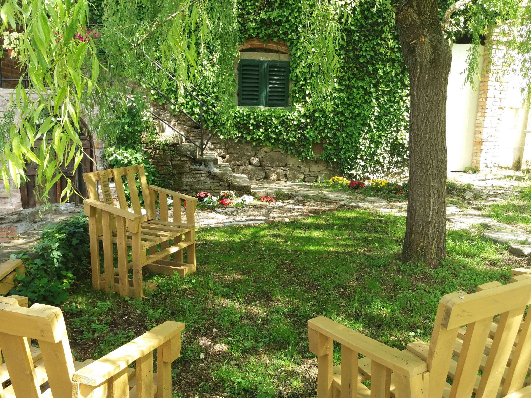 Gallery Image 13