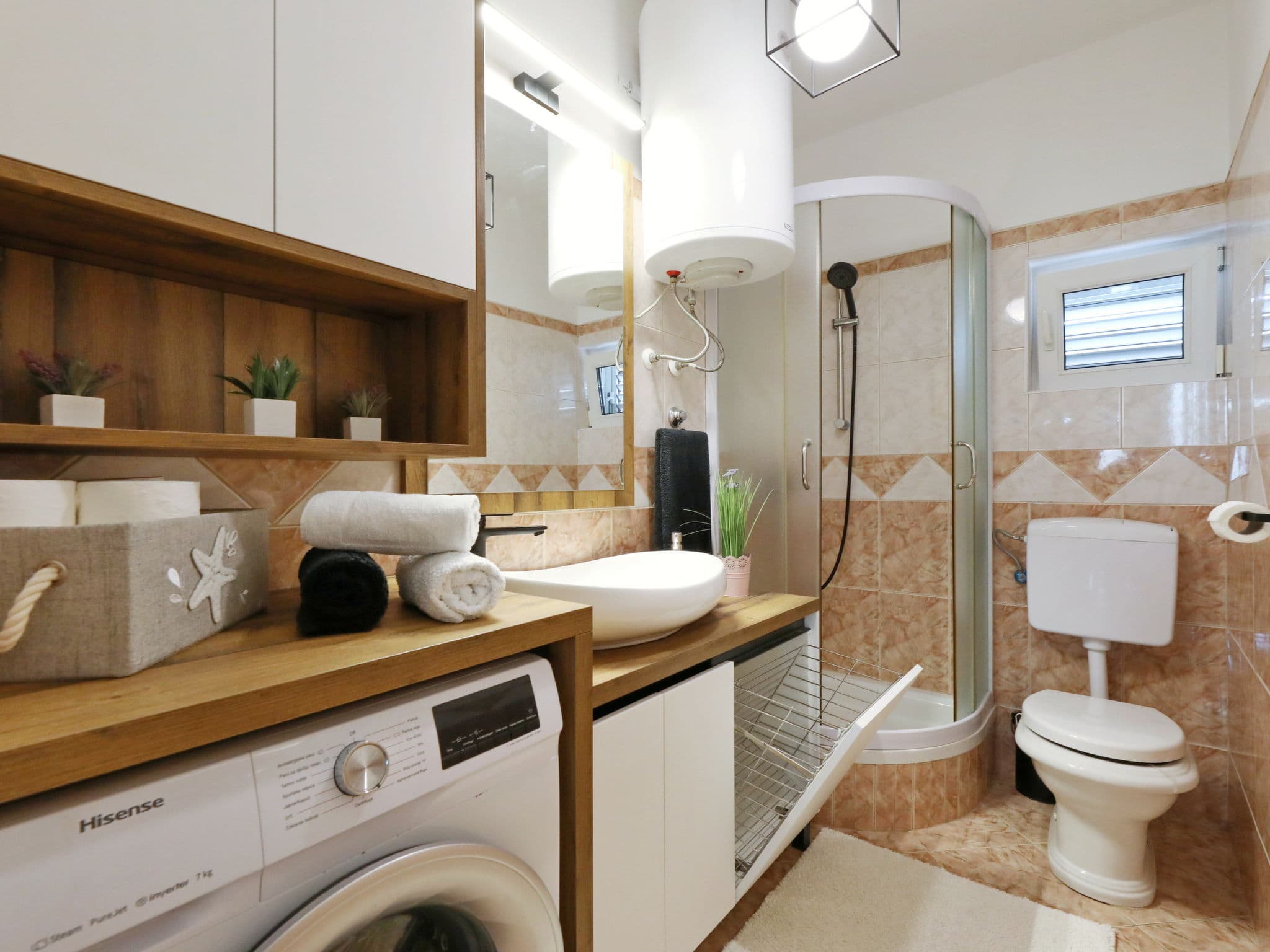 Bathroom / Wellness