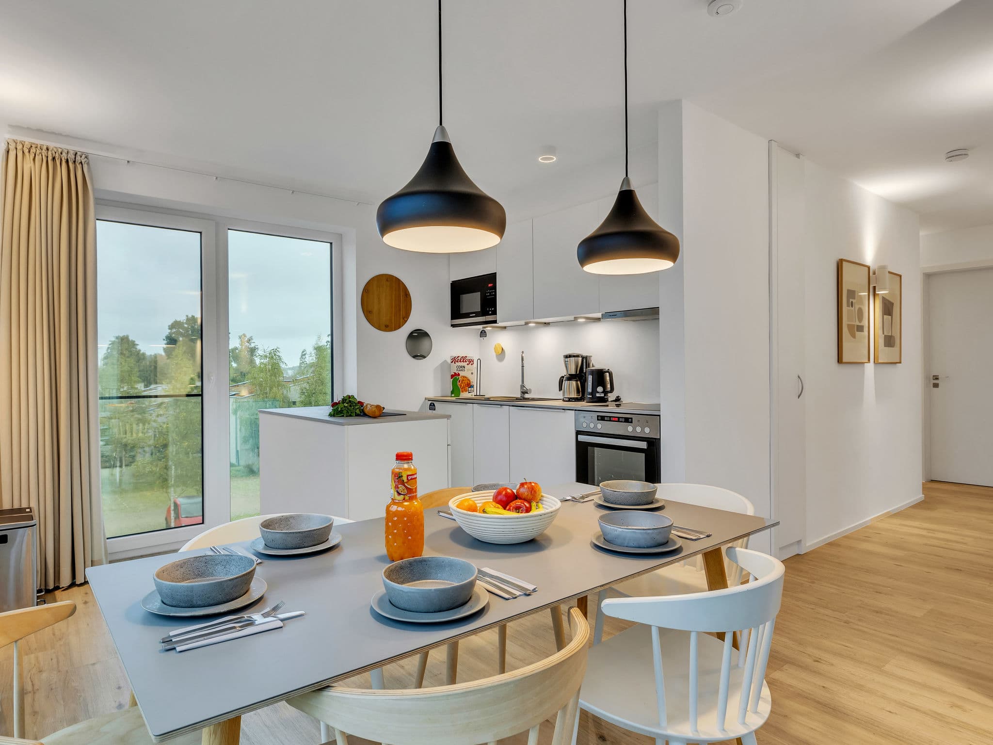Kitchen / Dining Room