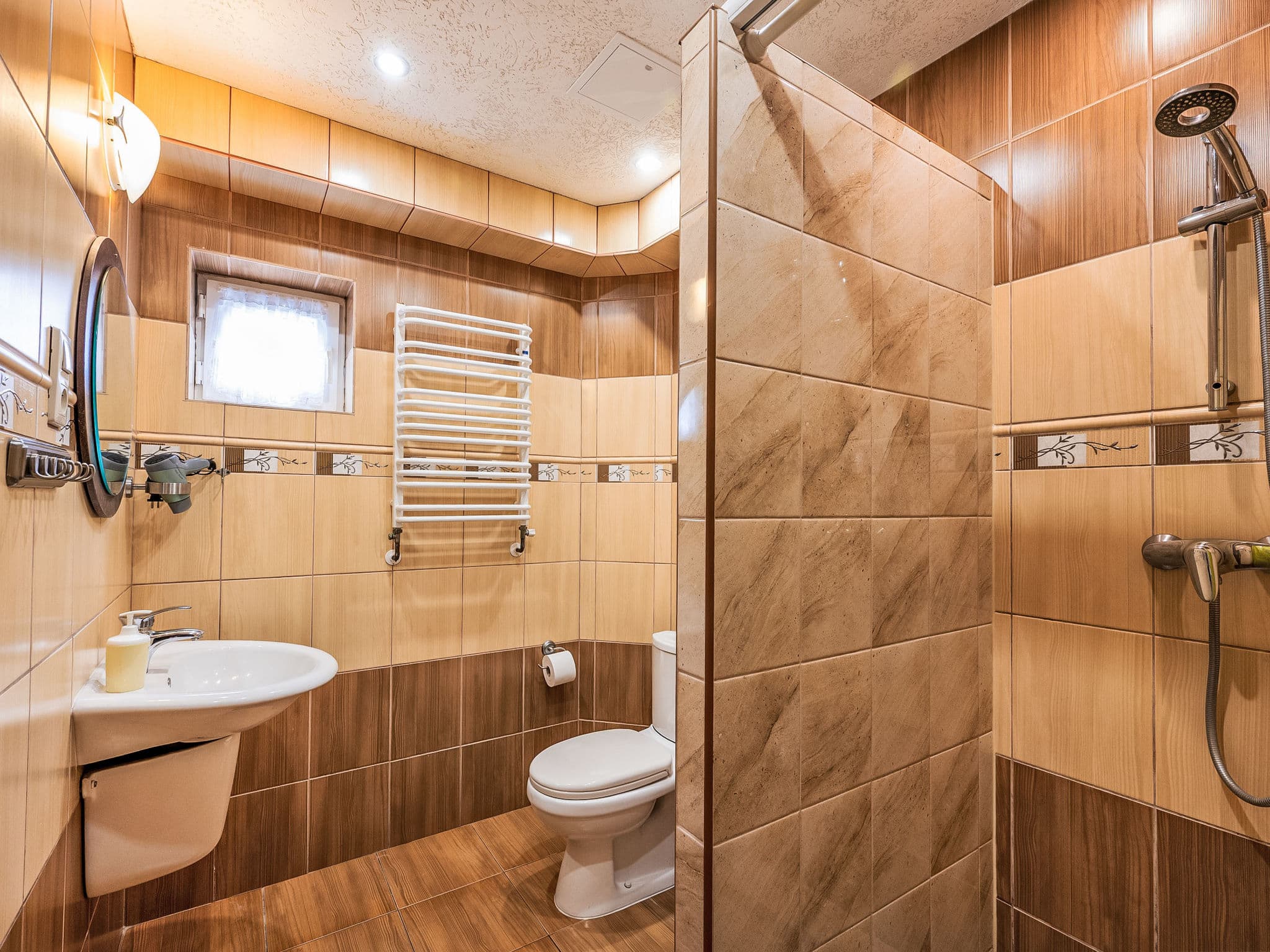 Bathroom / Wellness