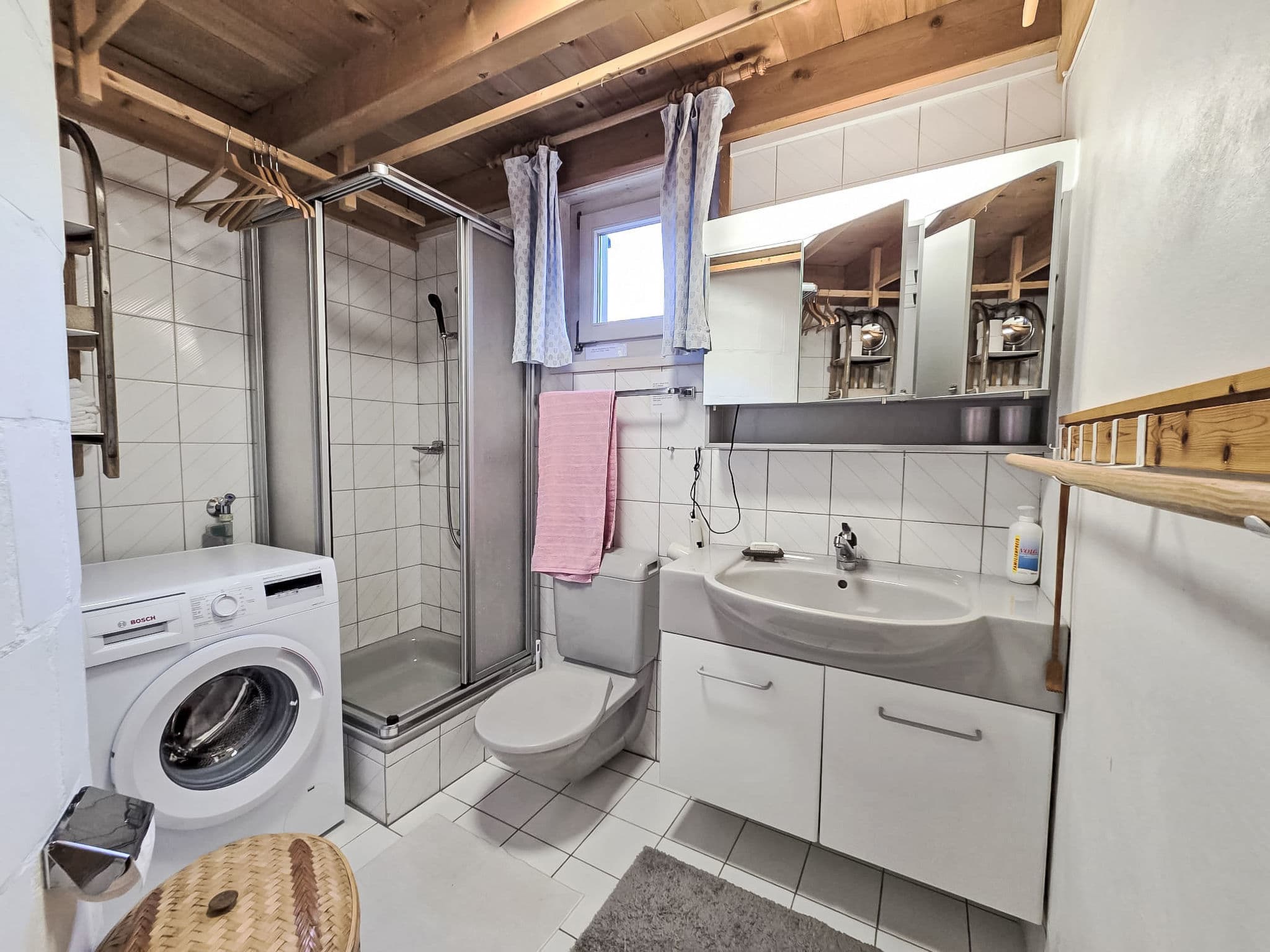 Bathroom / Wellness