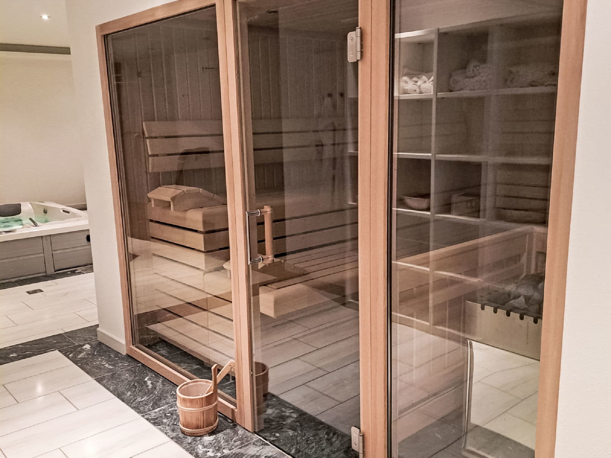 Bathroom / Wellness