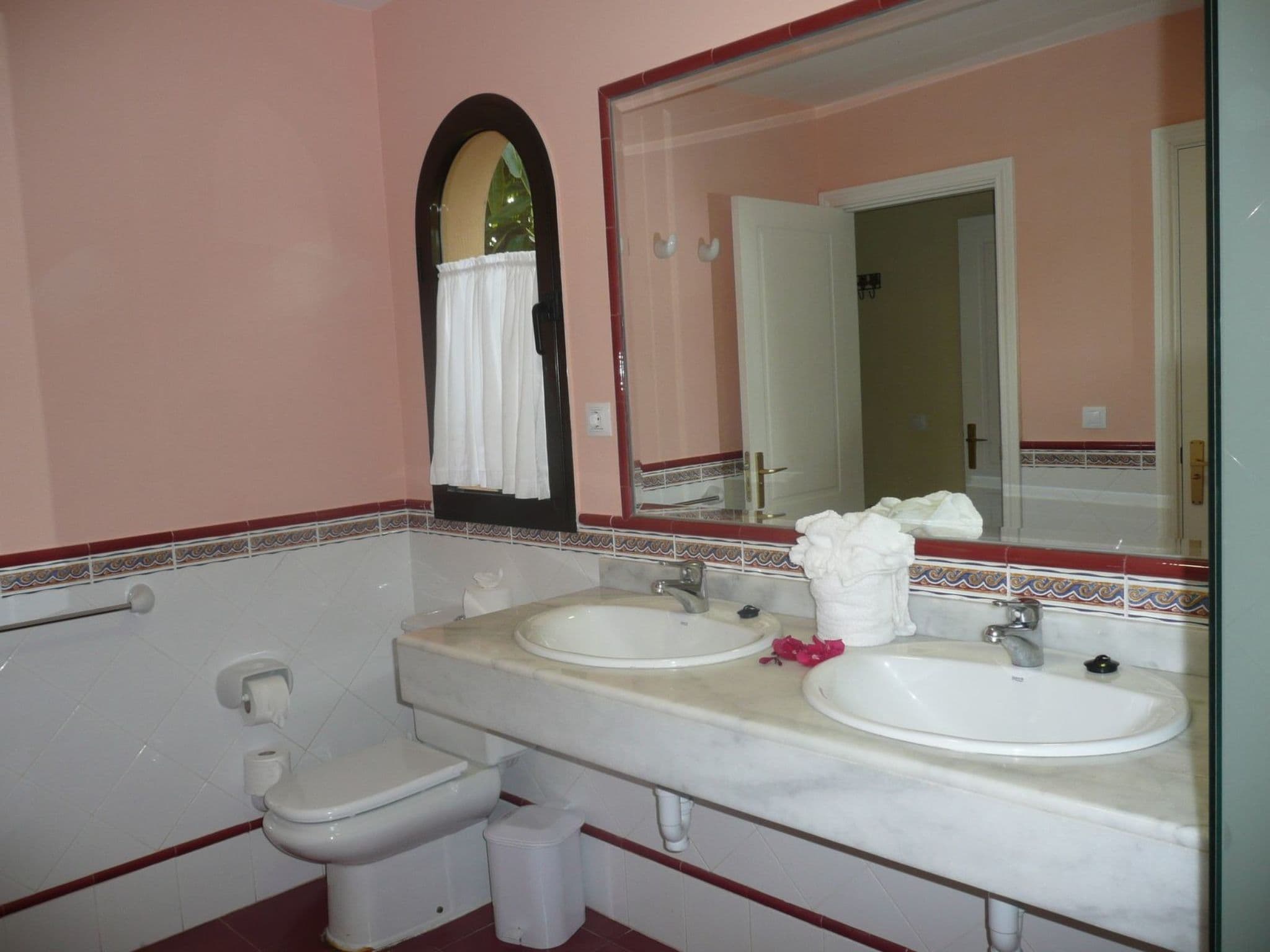 Gallery Image 22