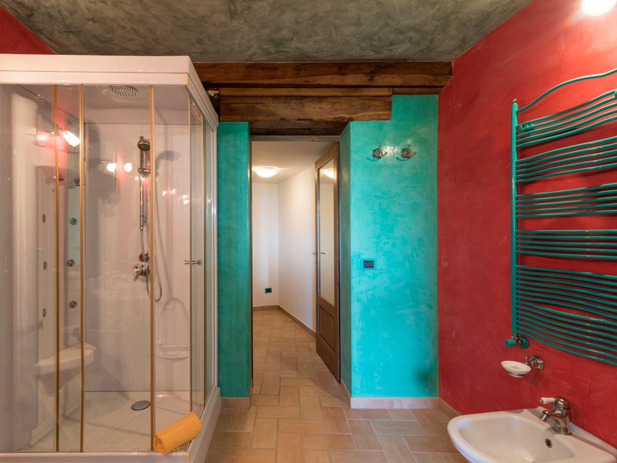 Bathroom / Wellness