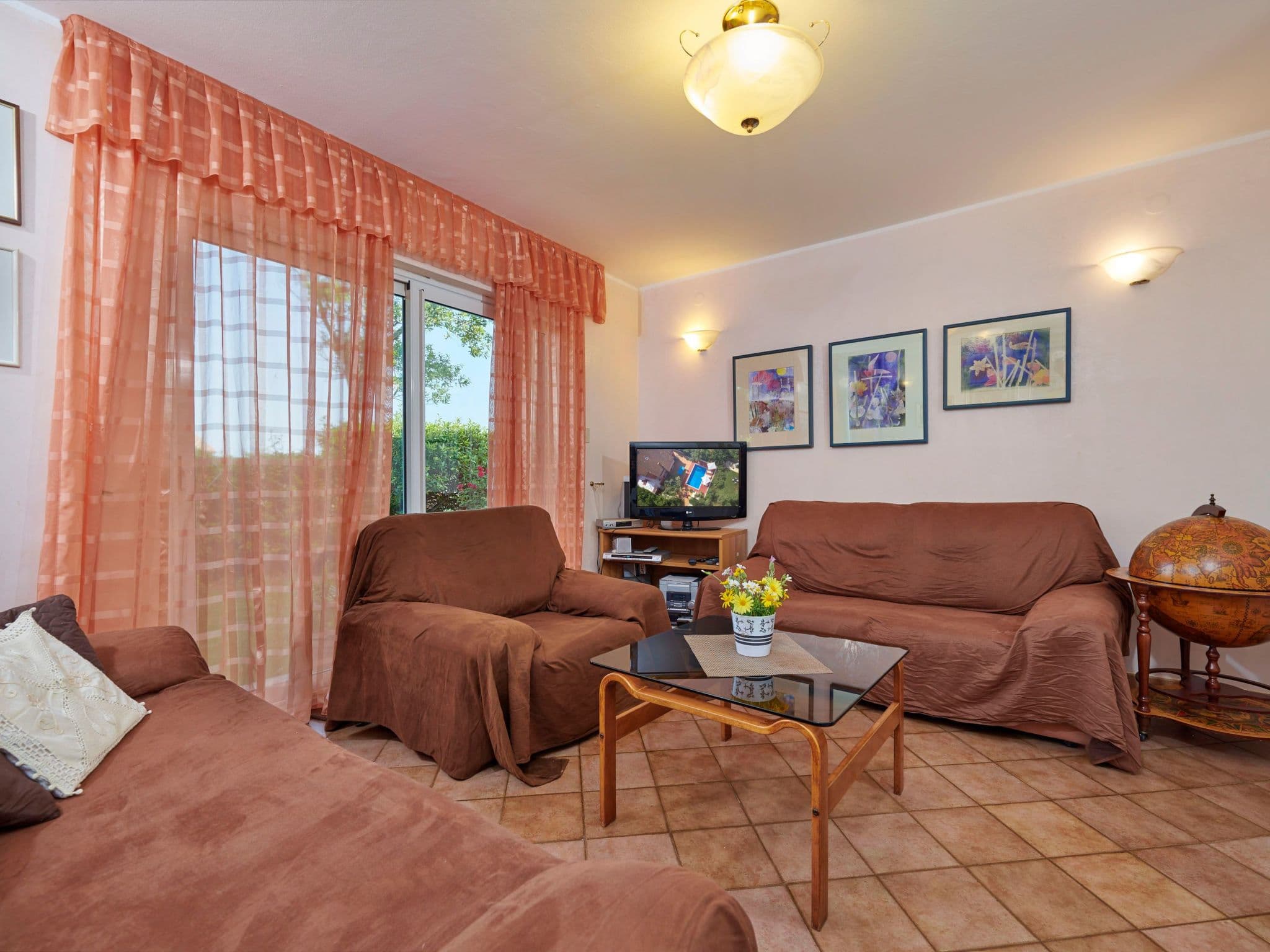 Gallery Image 12