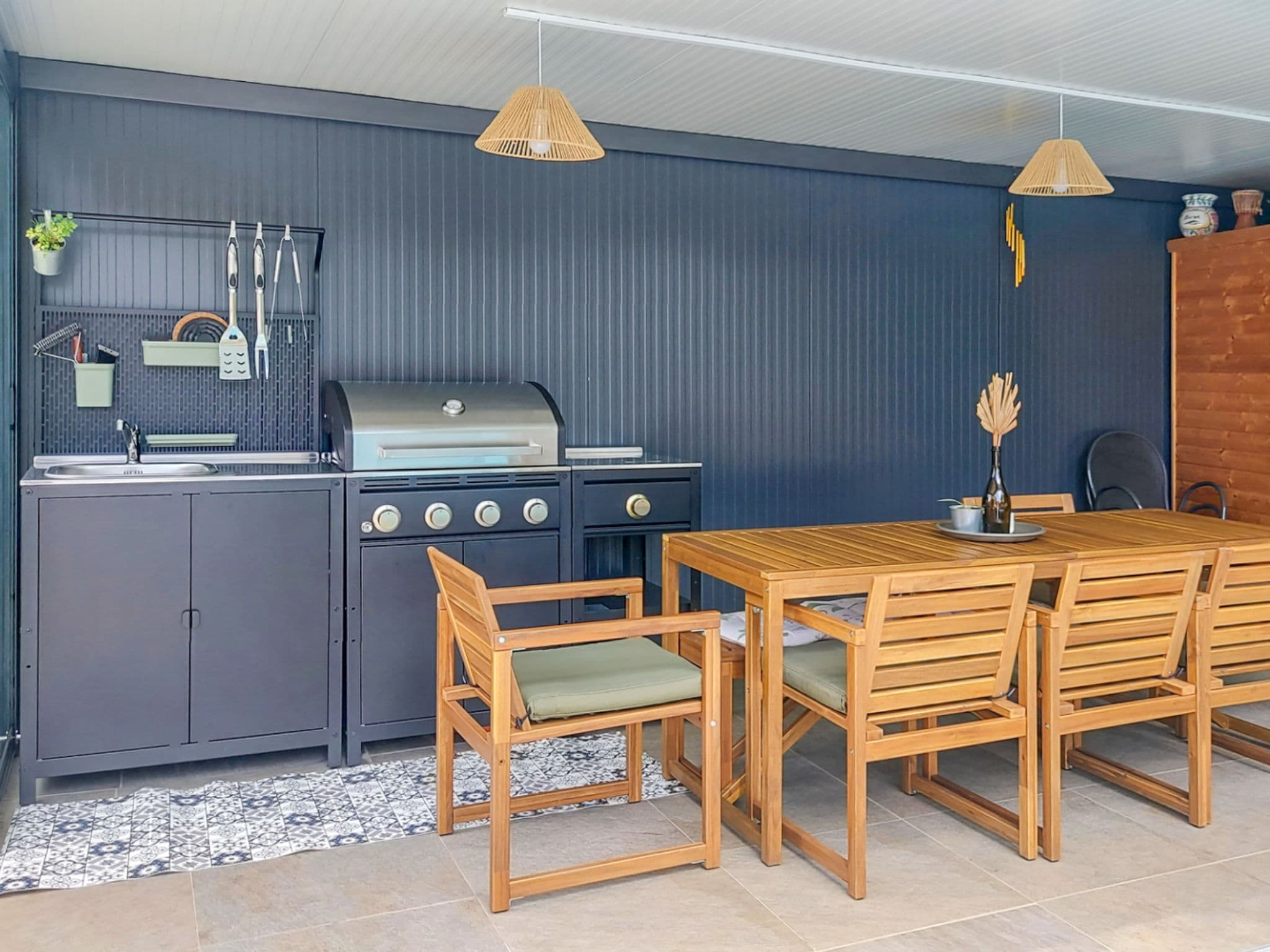 Kitchen / Dining Room