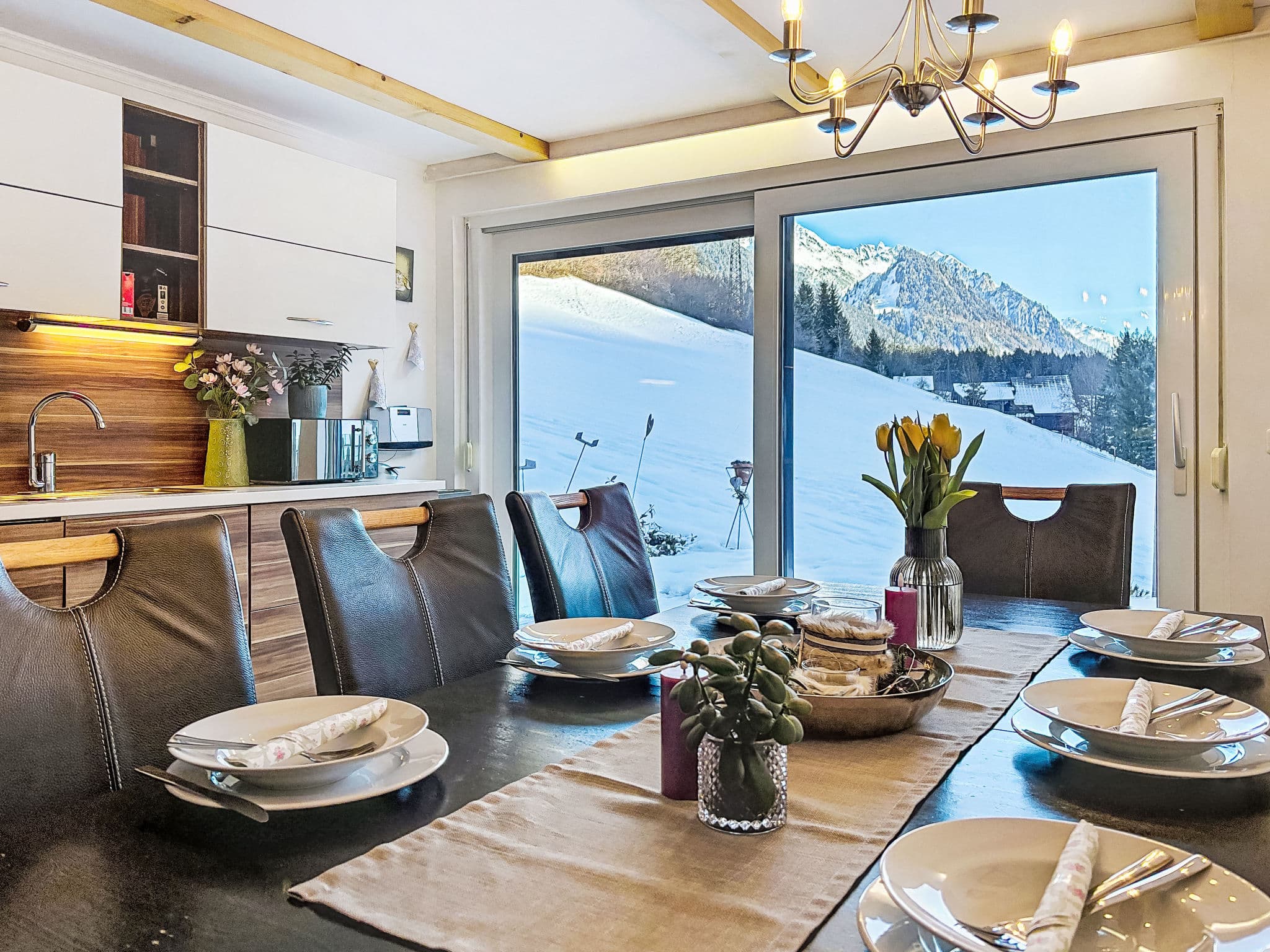 Kitchen / Dining Room