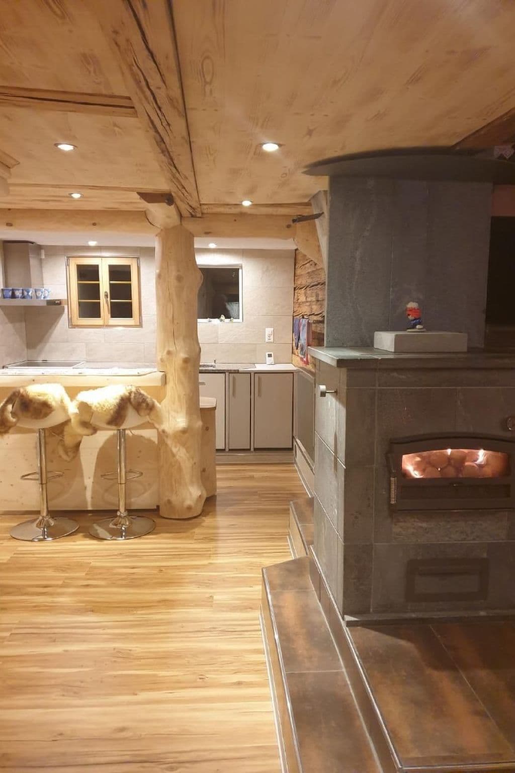 Kitchen / Dining Room