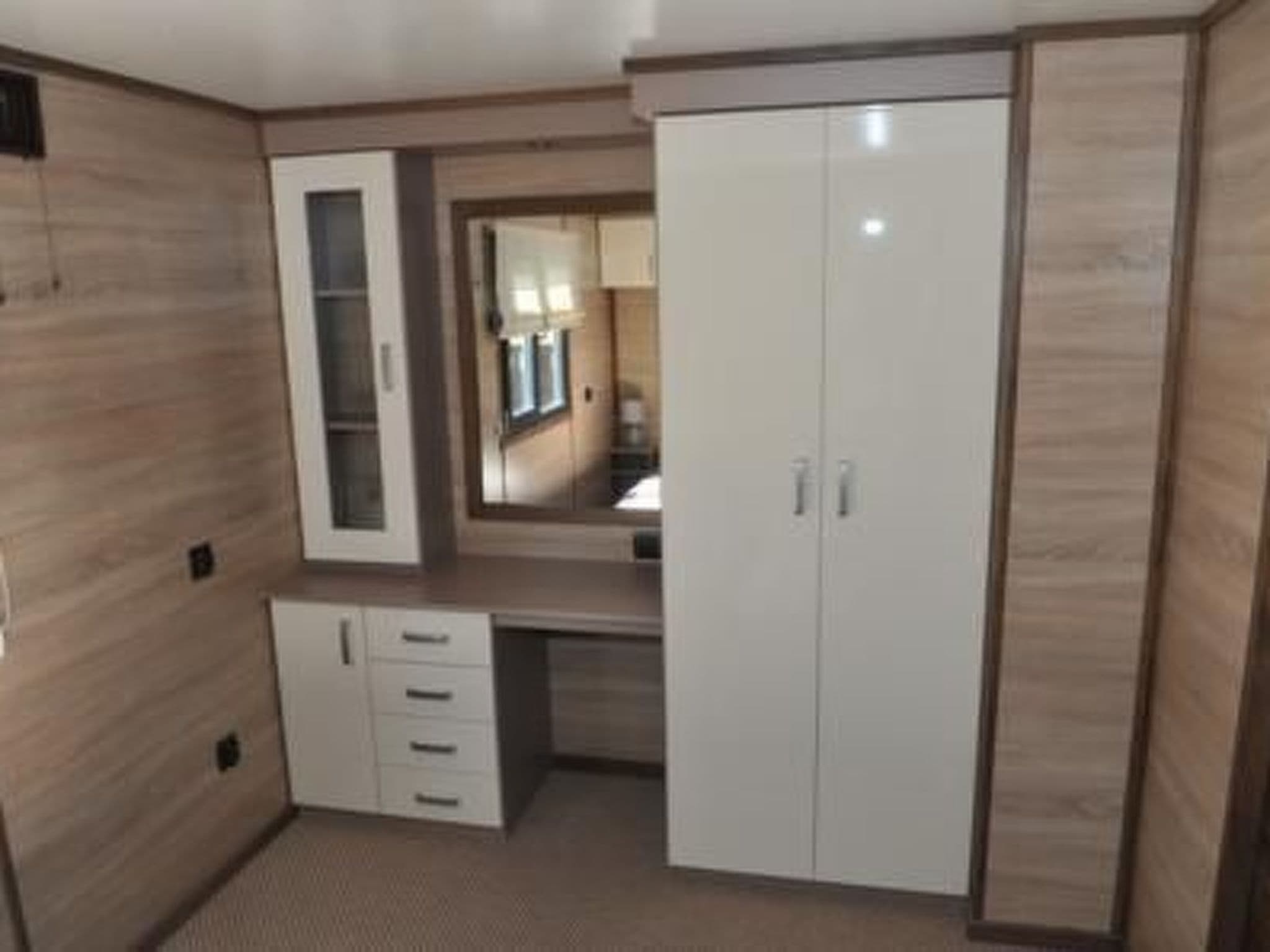 Gallery Image 13