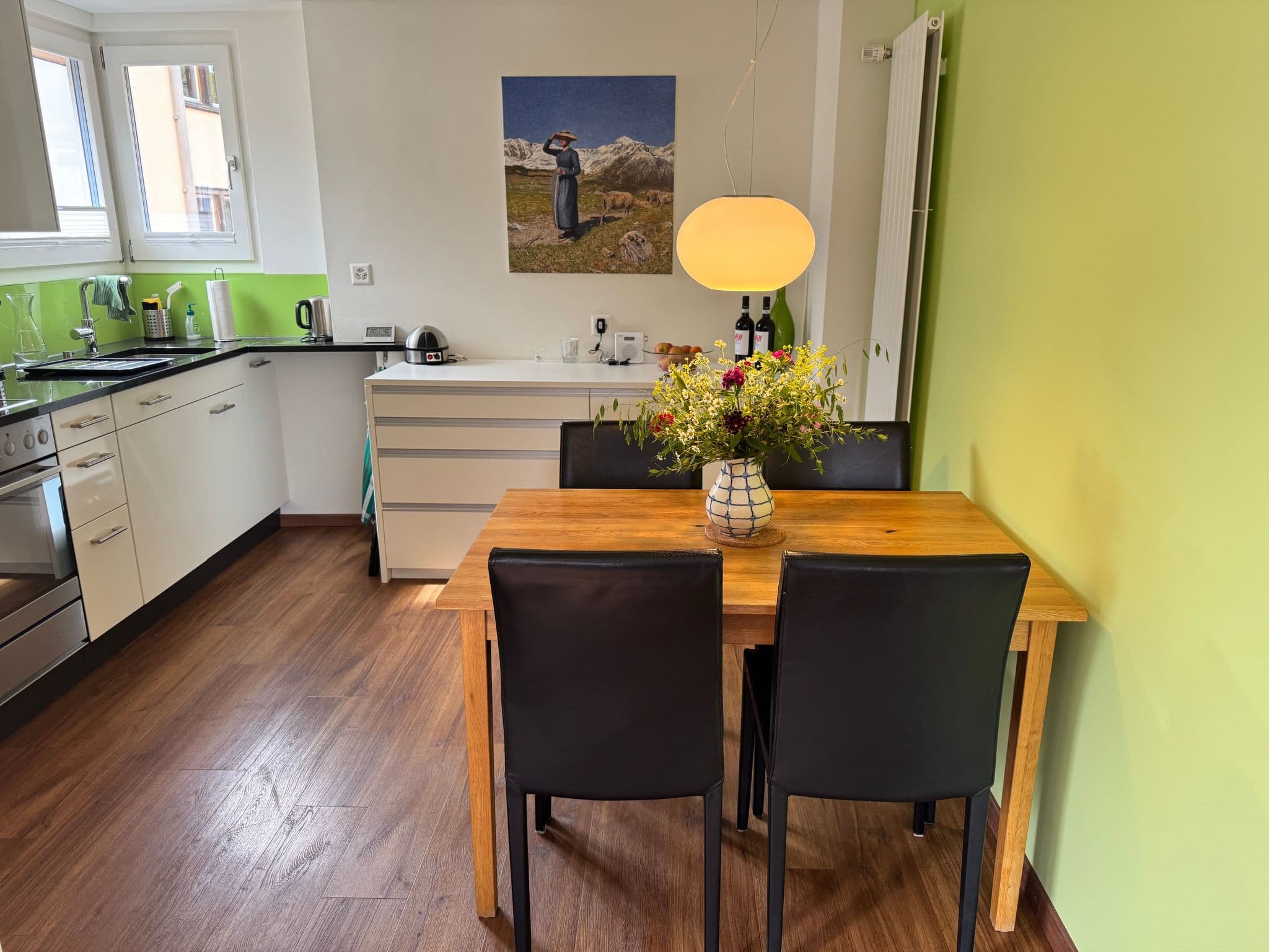 Kitchen / Dining Room