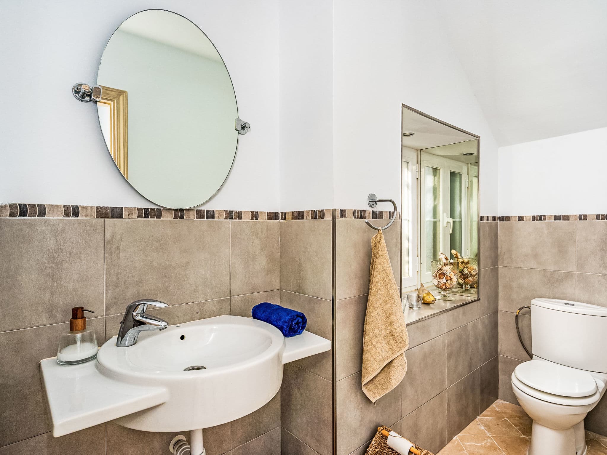 Bathroom / Wellness