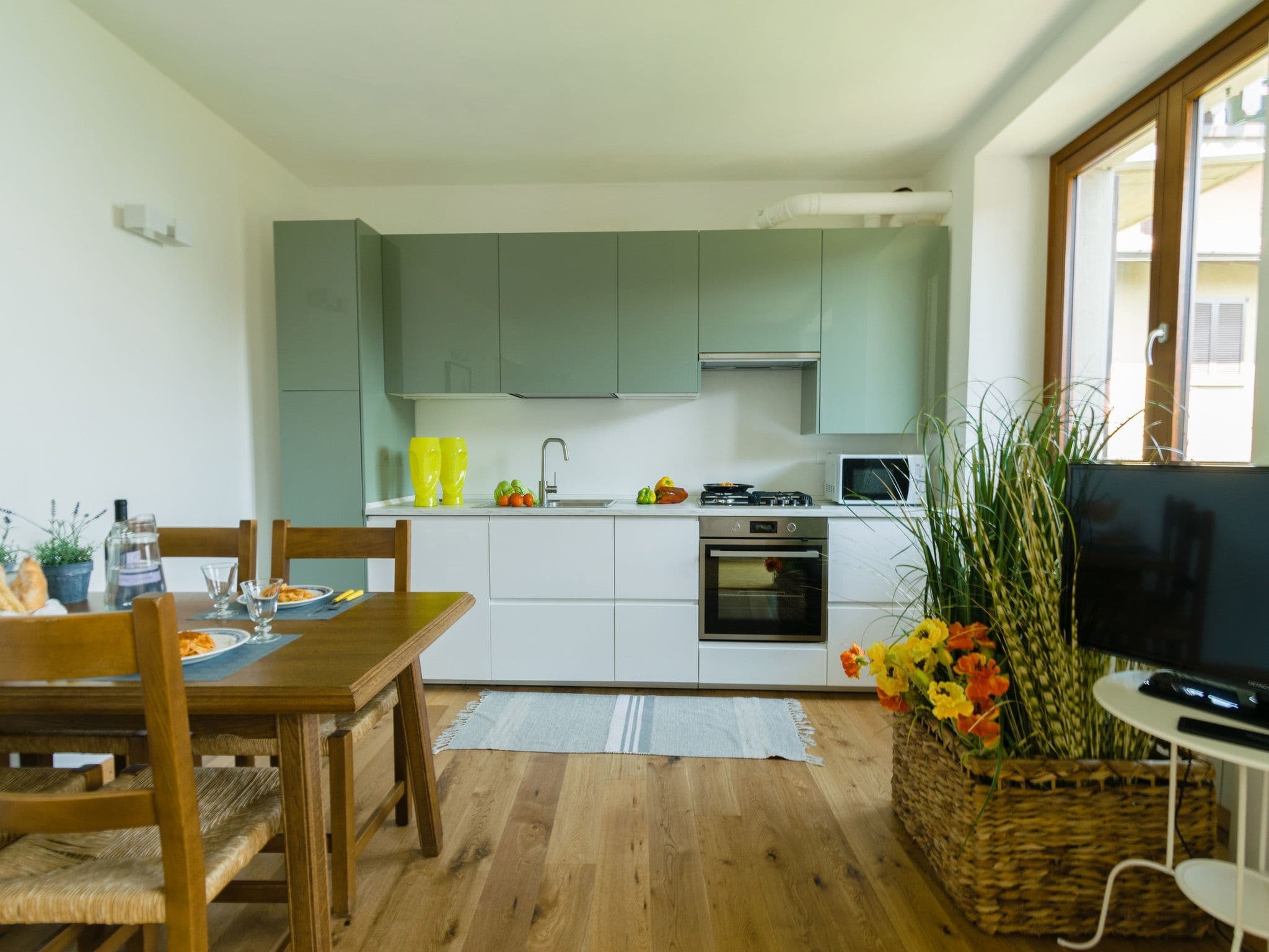 Kitchen / Dining Room