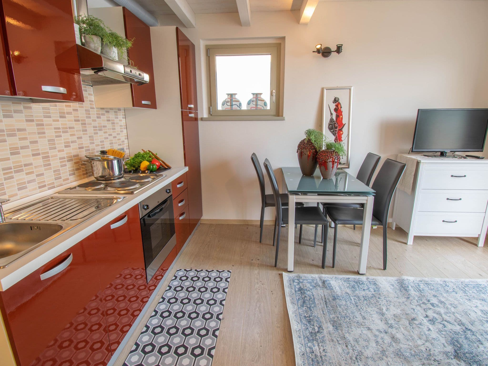 Kitchen / Dining Room