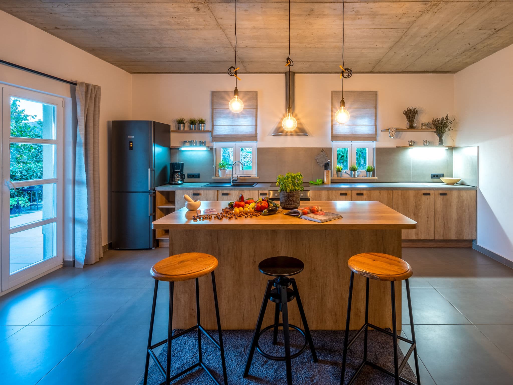 Kitchen / Dining Room