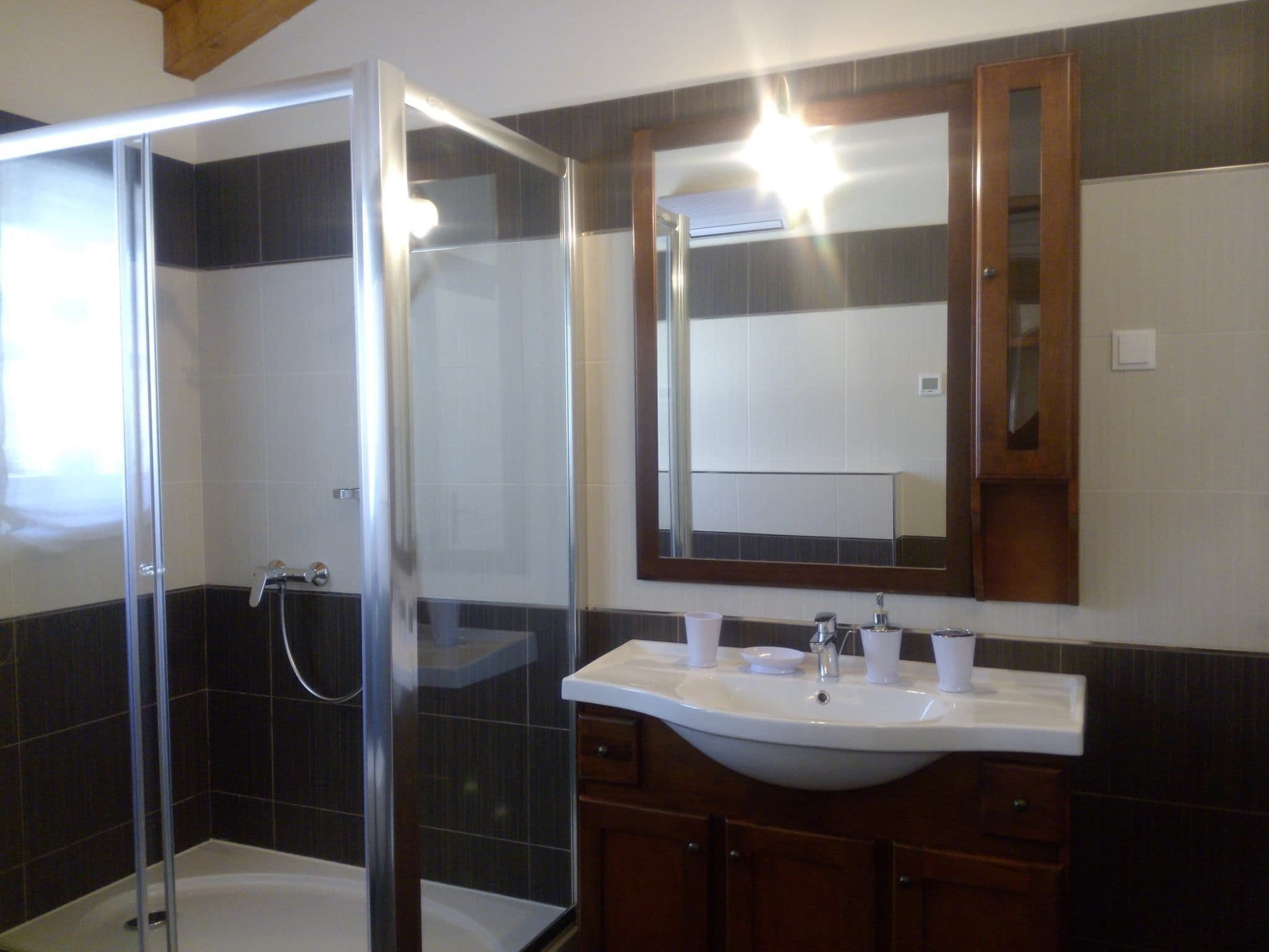 Gallery Image 33