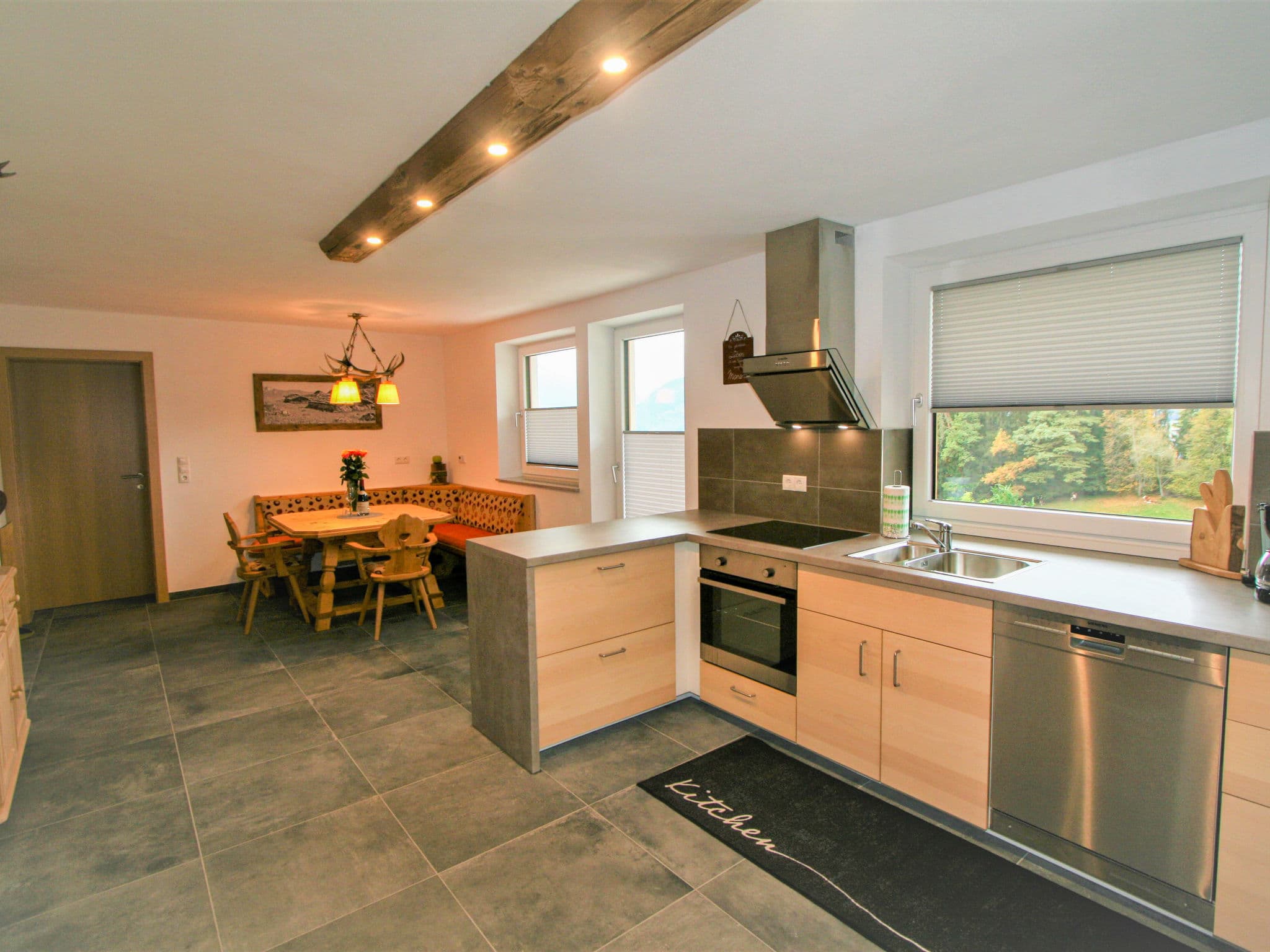 Kitchen / Dining Room