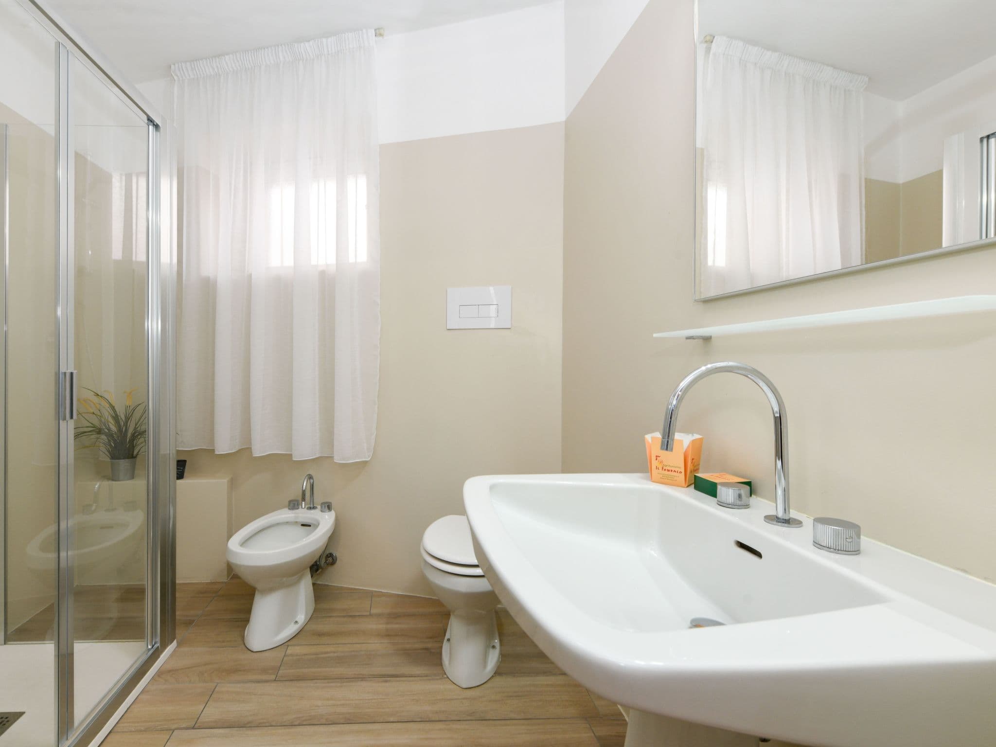 Bathroom / Wellness