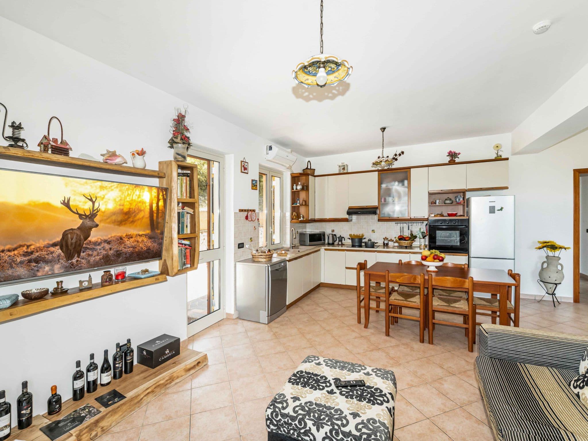 Kitchen / Dining Room